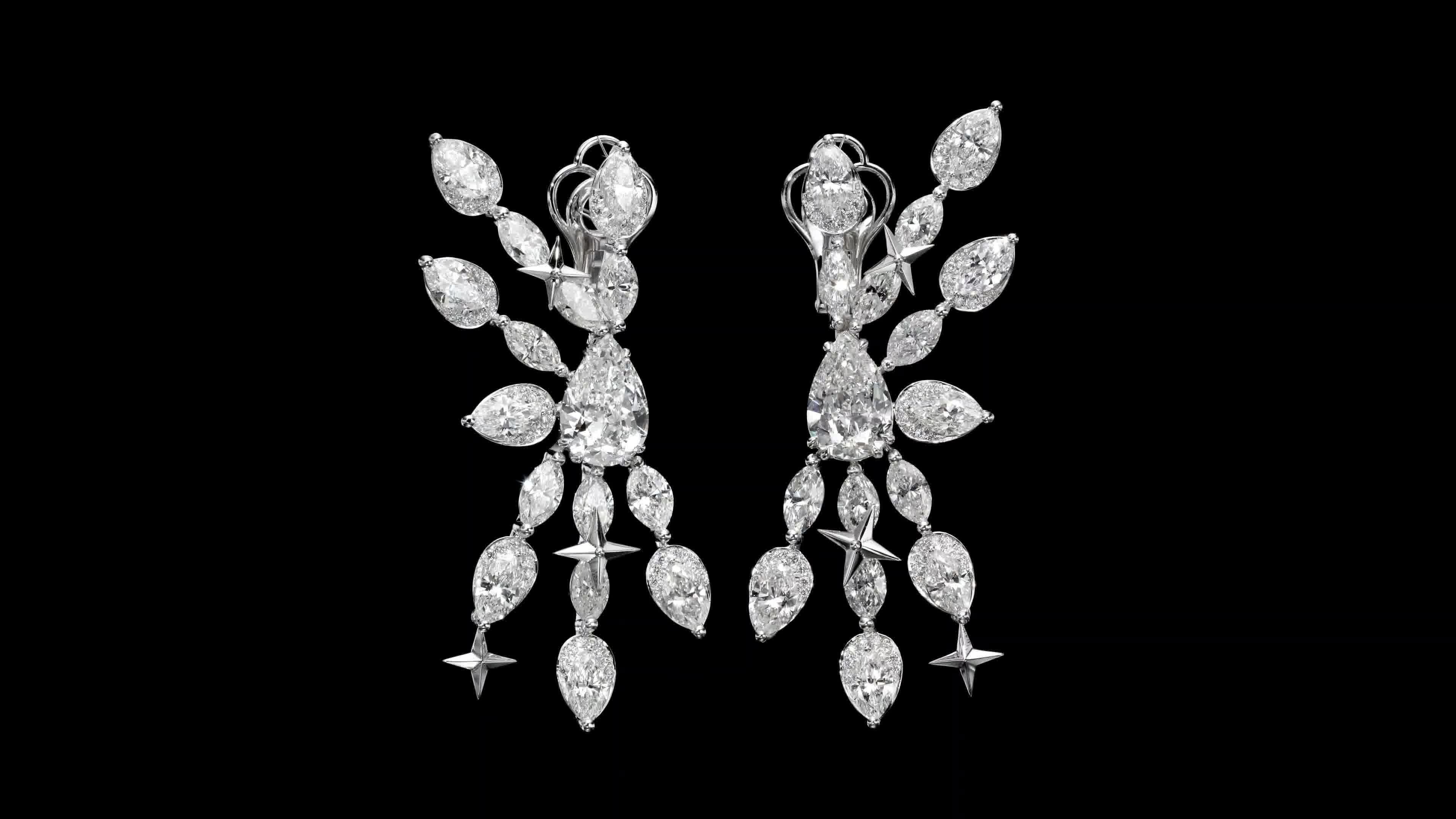 Pear Cut 18K White Gold Earrings, 2 Pear-Shaped Diamonds 6.23ct, D-E, IF, GIA CERTIFICATE For Sale