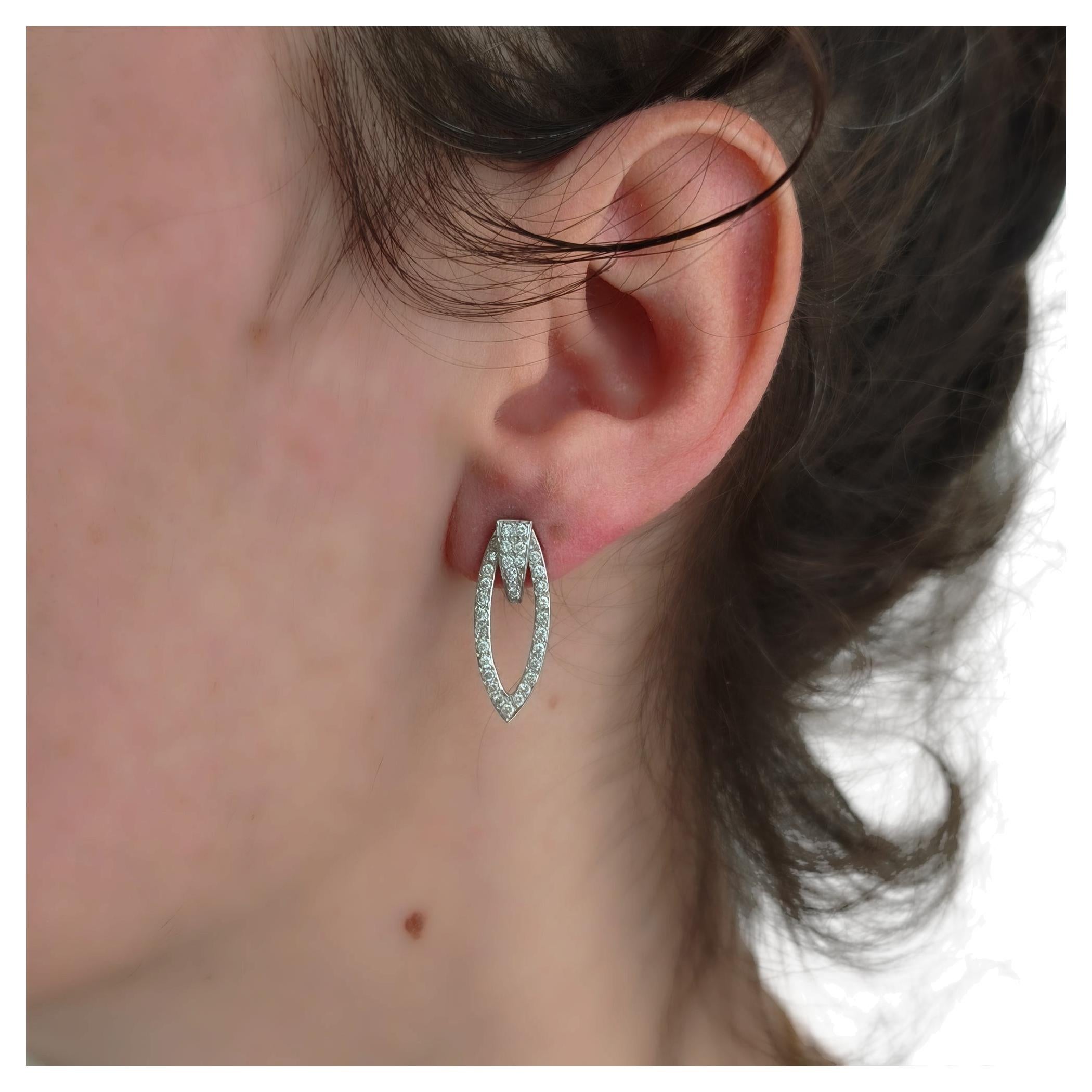 18K white gold earrings - Classic long marquise studs - Authentic diamond studs For Sale