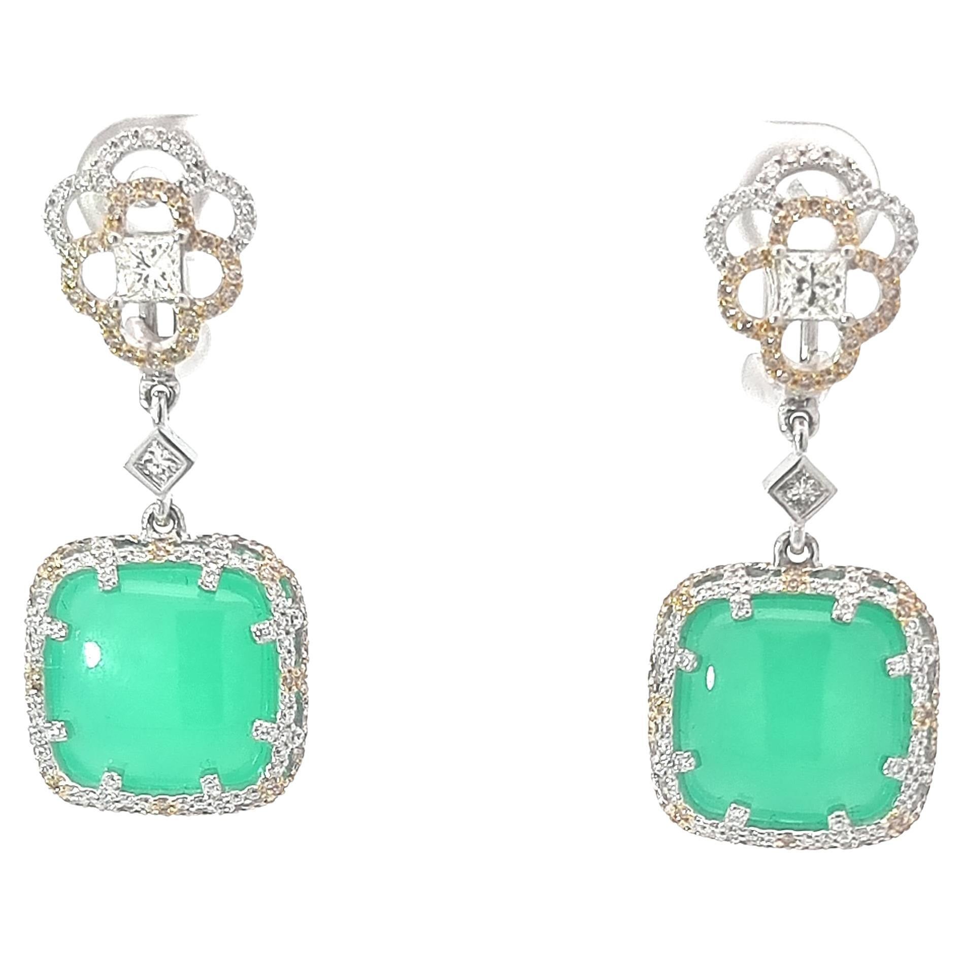 Lace Collection'S von VOTIVE

Die Ohrringe Romance D'Azure aus der Lace Collection'S von VOTIVE sind ein Beispiel für die harmonische Mischung aus altmodischer Raffinesse und zeitgenössischer Handwerkskunst, die in einem außergewöhnlichen