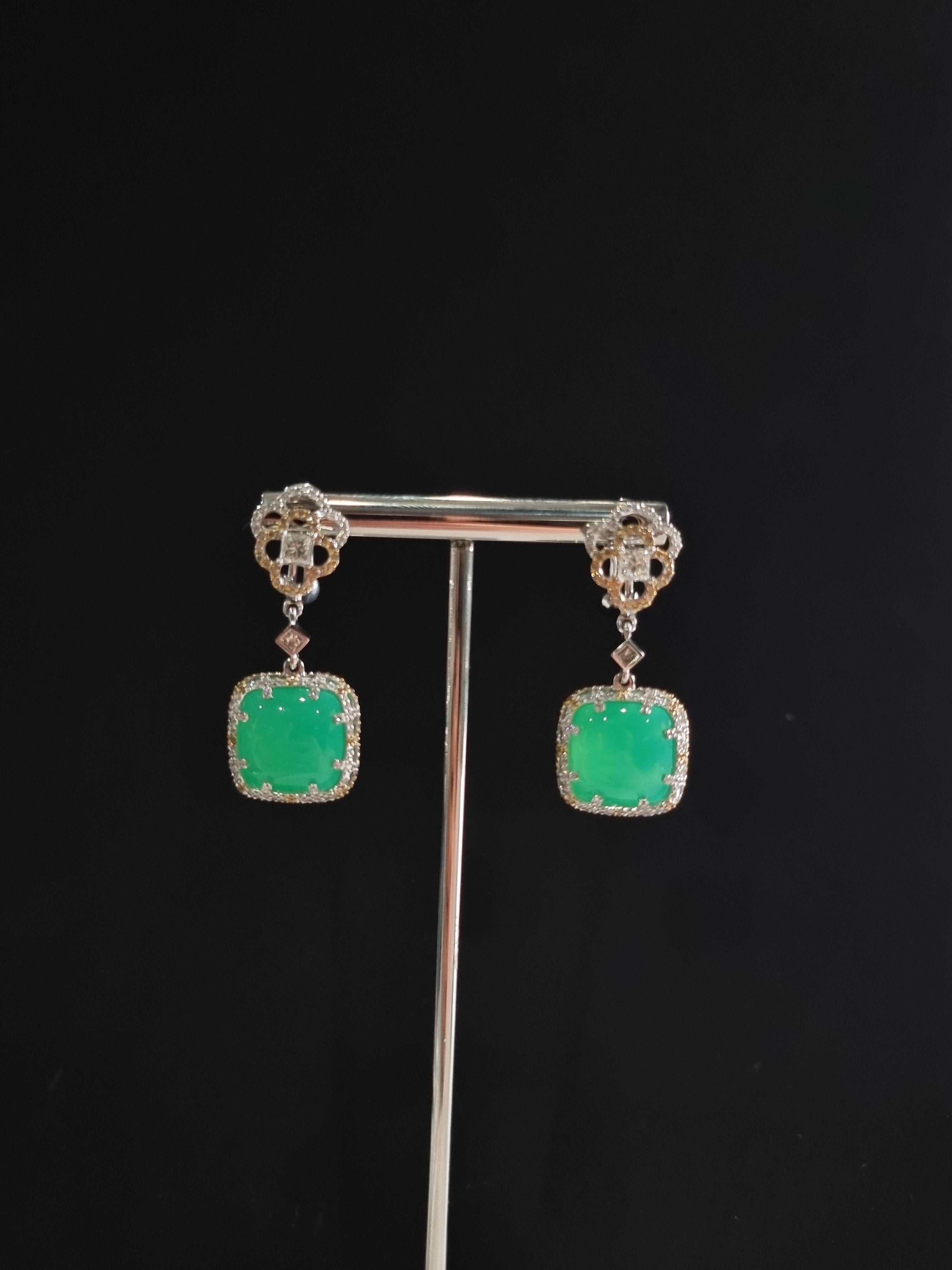 18K Weißgold Ohrringe Diamanten mit Kissen Chrysopras im Zustand „Neu“ im Angebot in ประเวศ, TH