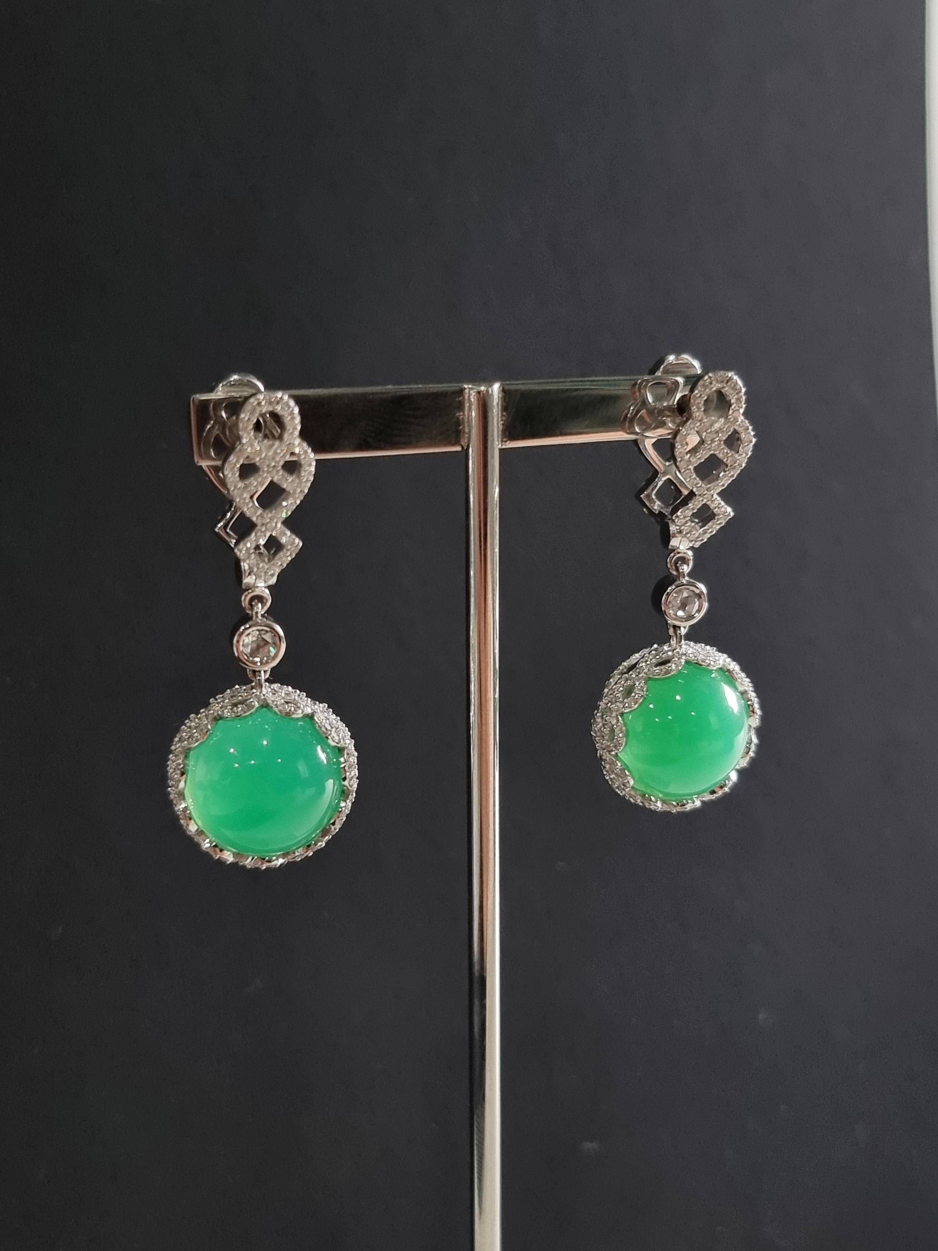 18K White Gold Earrings Diamonds with Round Chrysoprase For Sale 5
