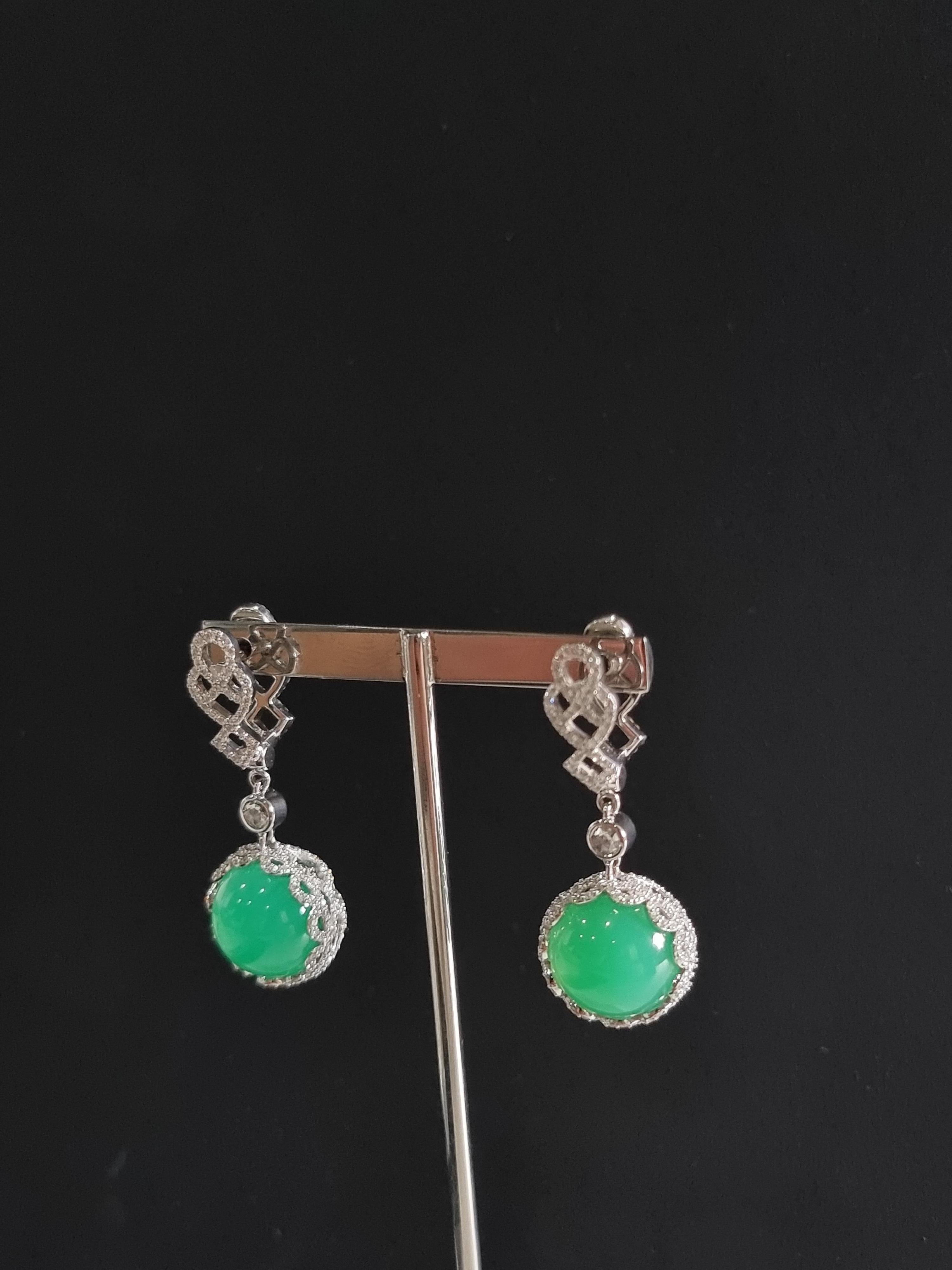 Cabochon 18K White Gold Earrings Diamonds with Round Chrysoprase For Sale