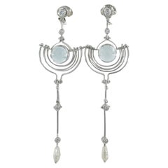 18k white gold earrings set with pearl, aquamarine and brilliant cut diamonds