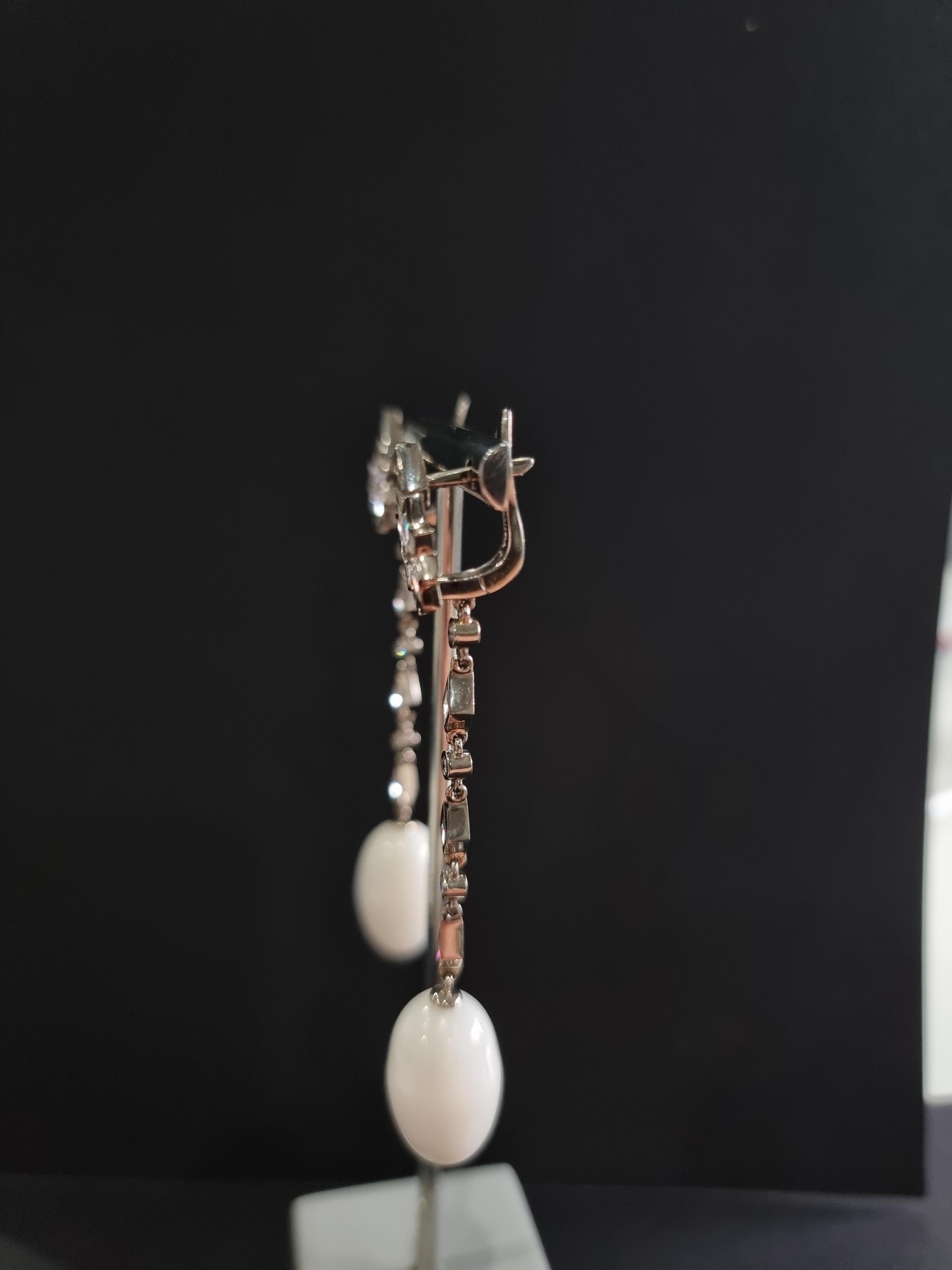 18K White Gold Earrings Star Diamond and Natural Pearl For Sale 5