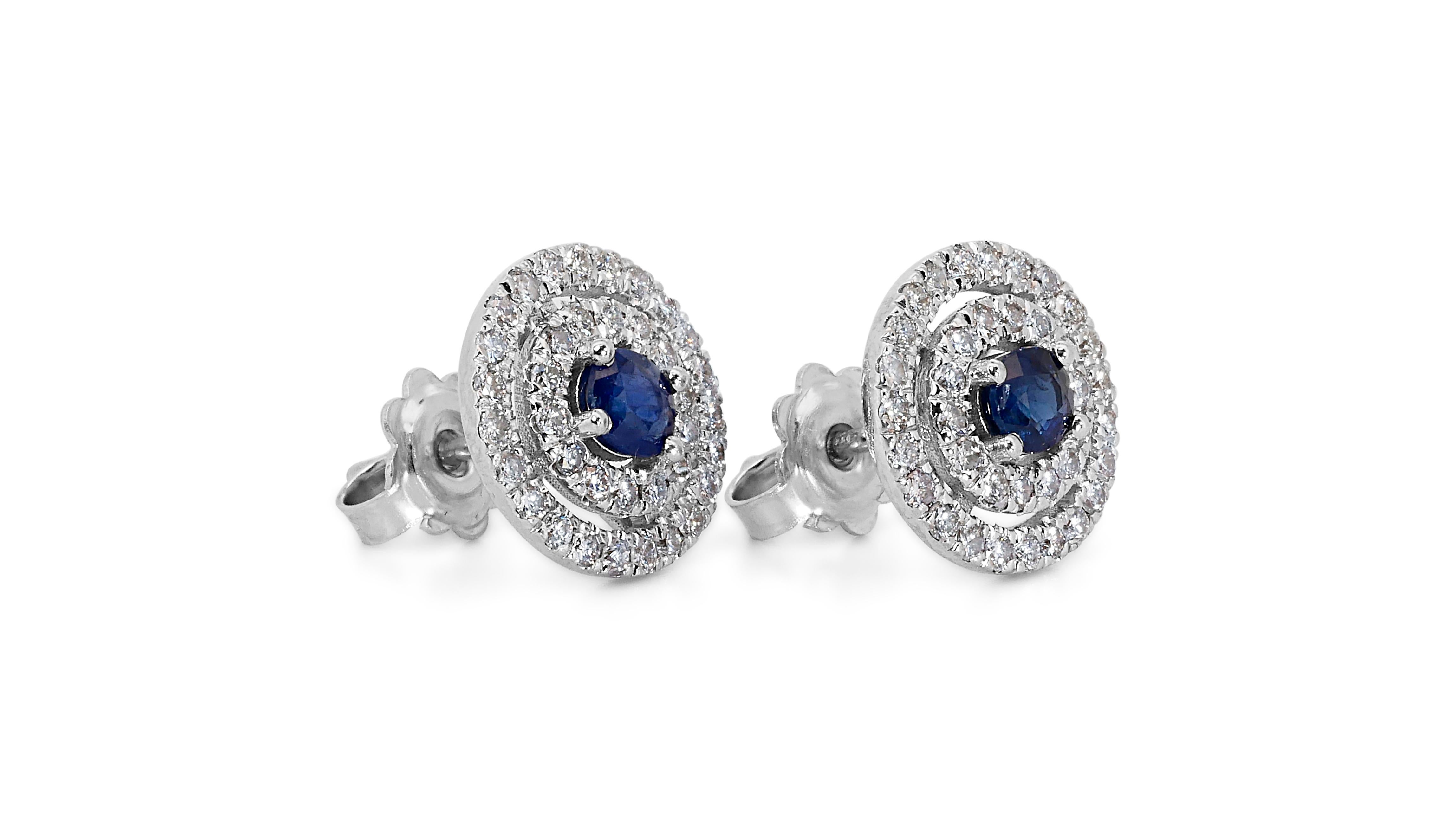 18k White Gold Earrings w/ 1.68ct Sapphire and Natural Diamonds IGI Certificate In New Condition For Sale In רמת גן, IL