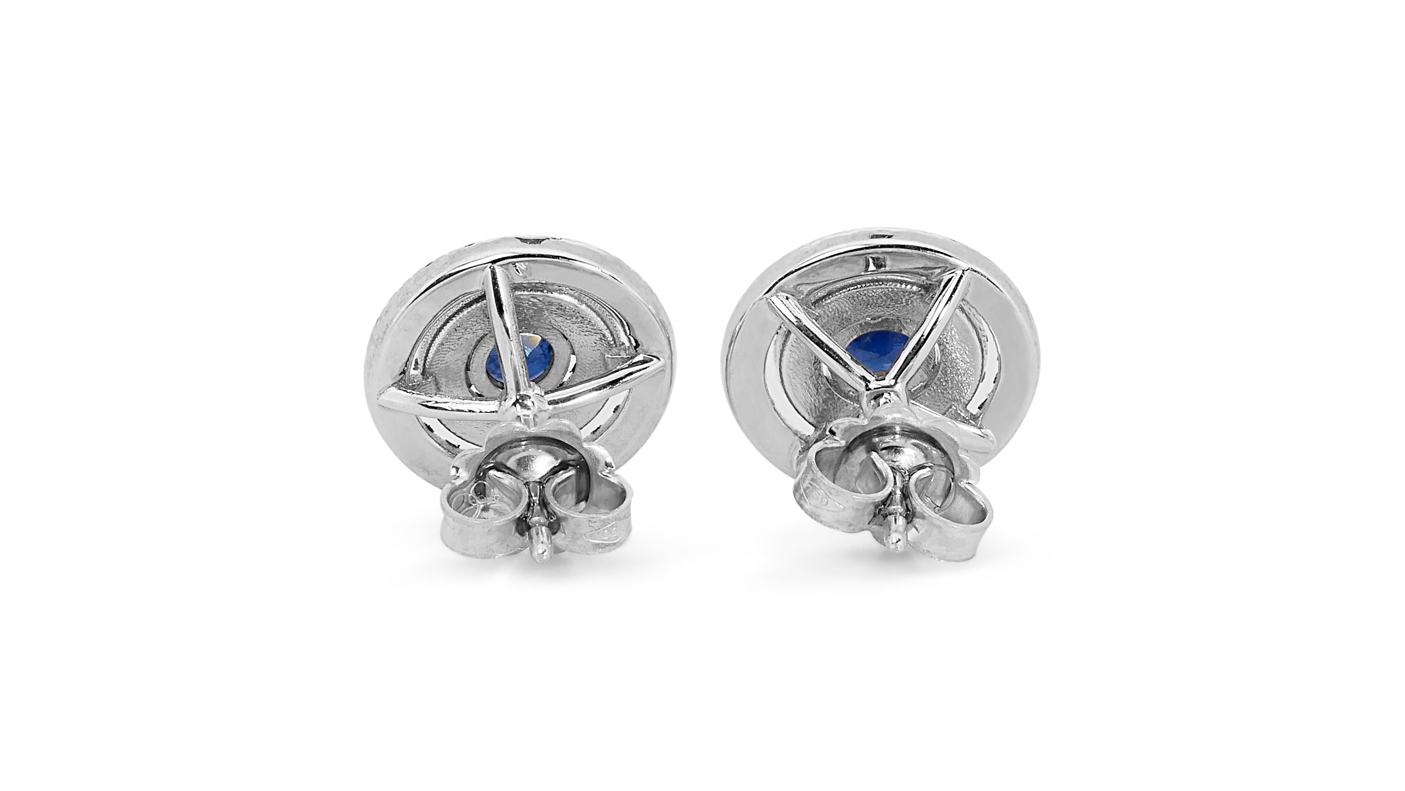 18k White Gold Earrings w/ 1.68ct Sapphire and Natural Diamonds IGI Certificate For Sale 2