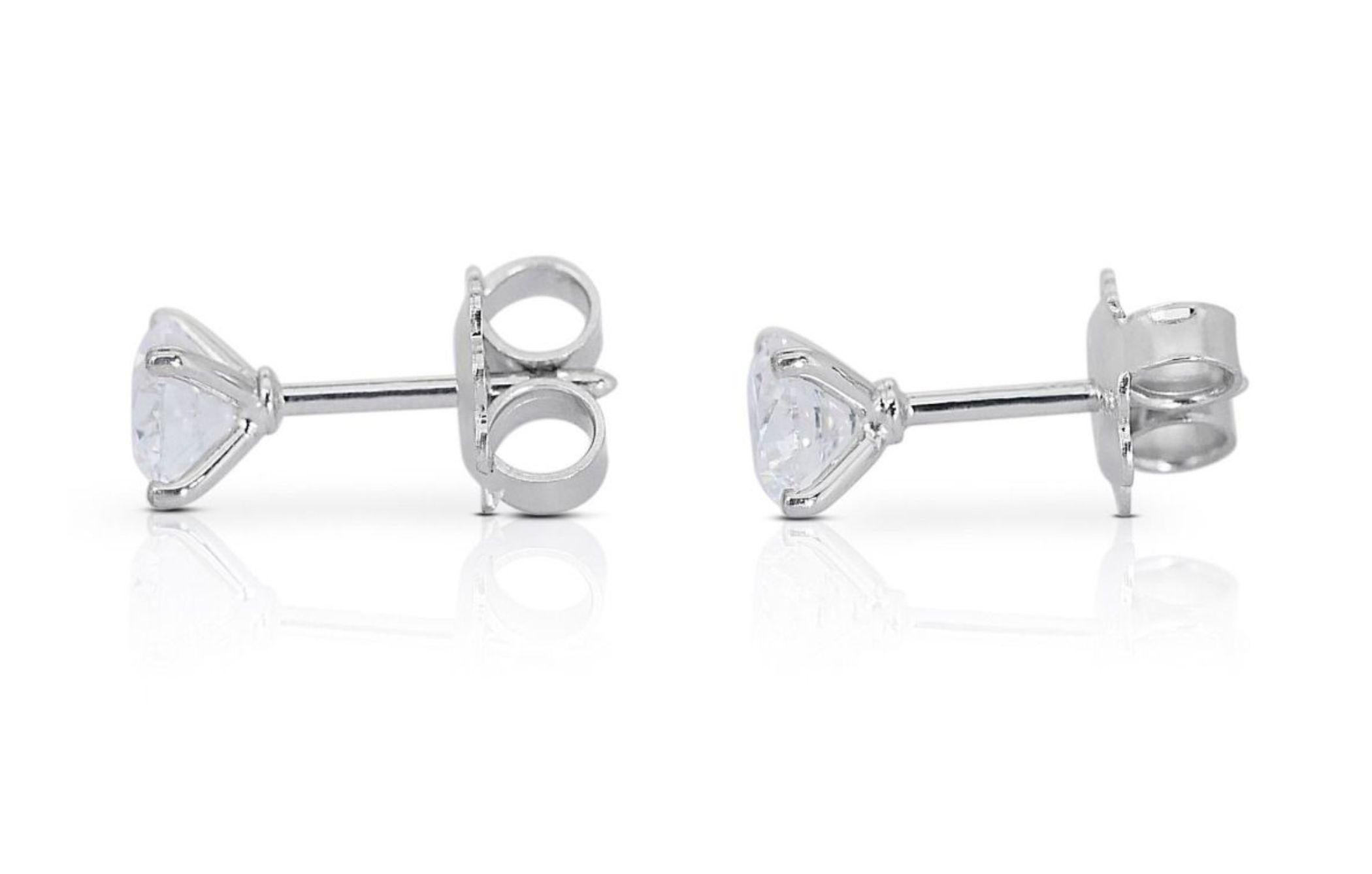 18K White Gold Earrings with 1.06ct Diamond 1