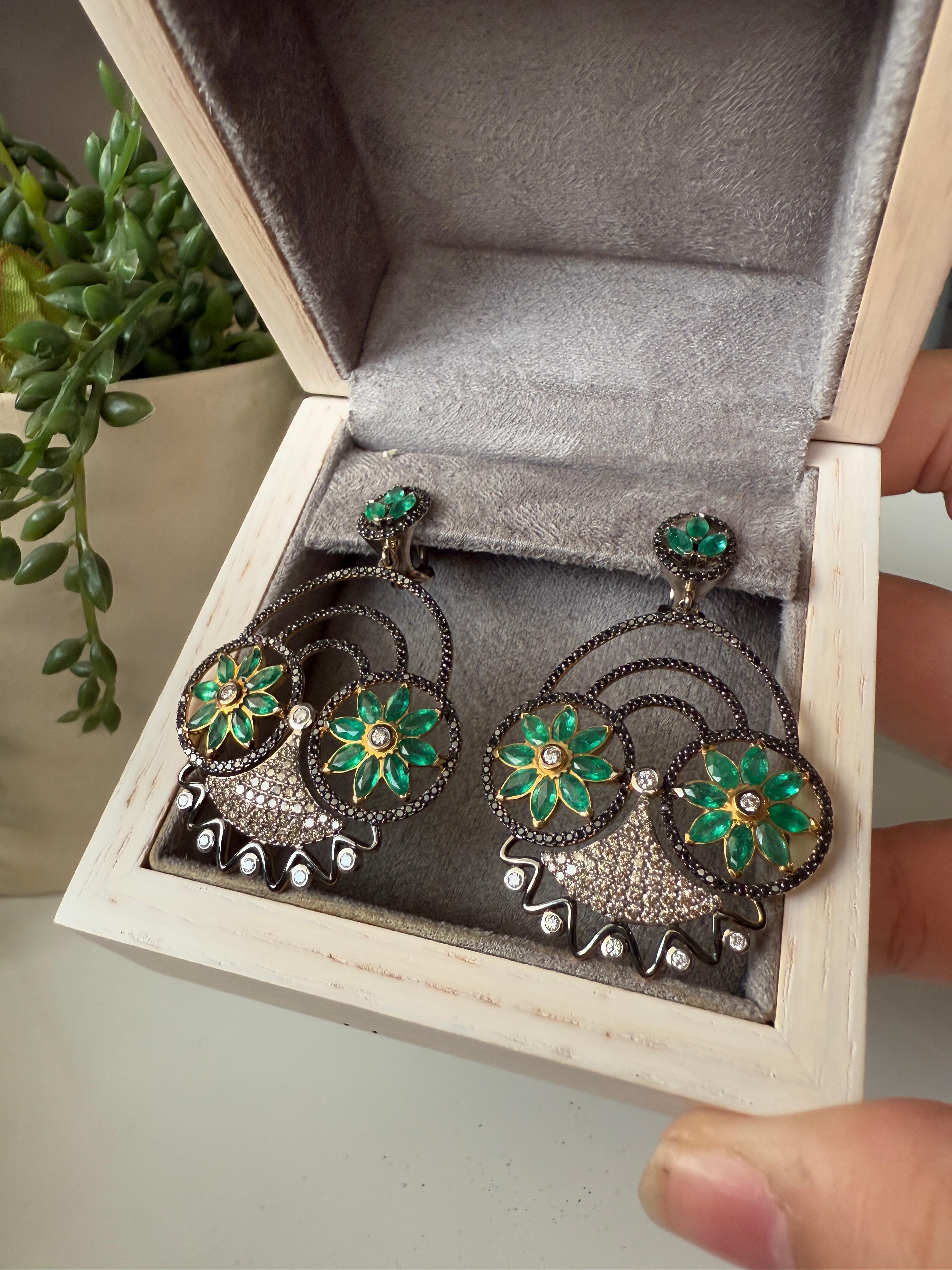 Women's or Men's 18K White Gold Earrings with Emerald and White, Brown and Black Diamonds For Sale