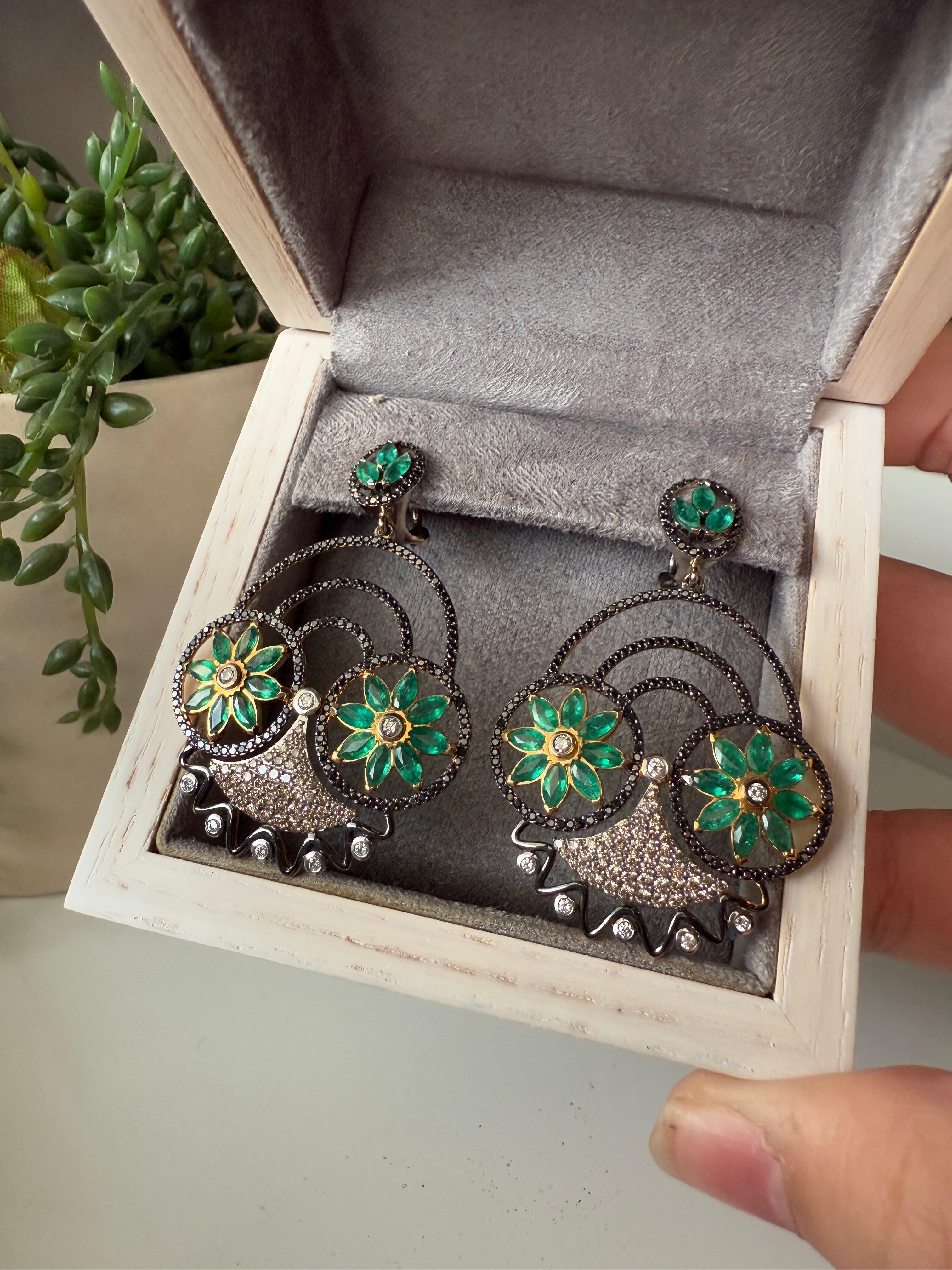 18K White Gold Earrings with Emerald and White, Brown and Black Diamonds For Sale 1