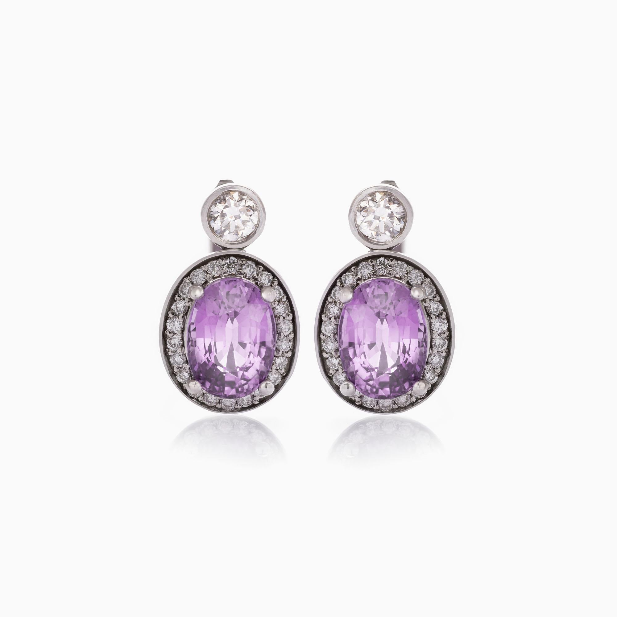 Taille brillant Boucles d'oreilles en or blanc 18k avec saphirs roses-violets - 3.35 ct et diamants - 0.60 en vente