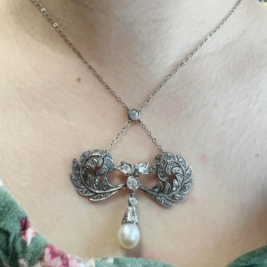 18K White Gold Edwardian Pearl & Old Mine Diamond Lariat Necklace For Sale 5