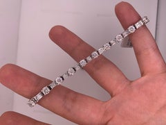 Bracelet tennis élégant en or blanc 18 carats avec diamants