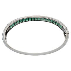 18k White Gold Emerald and Diamond Bangle