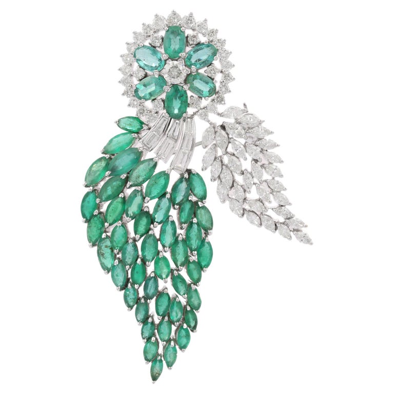18K White Gold Emerald and Diamond Brooch For Sale
