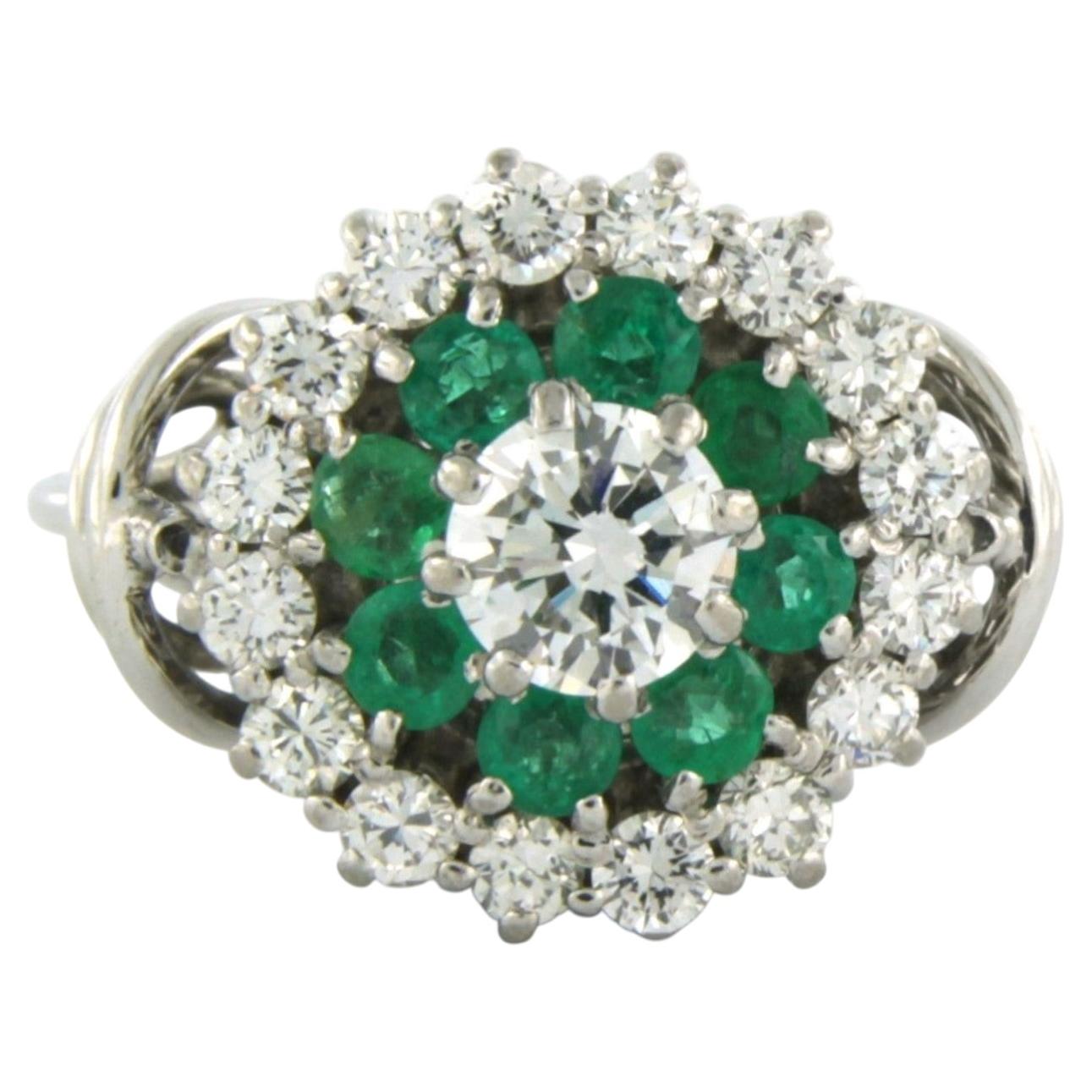 Anello Cocktail con smeraldo e diamante in oro bianco 18k, 1,50ct, anni '90 in vendita