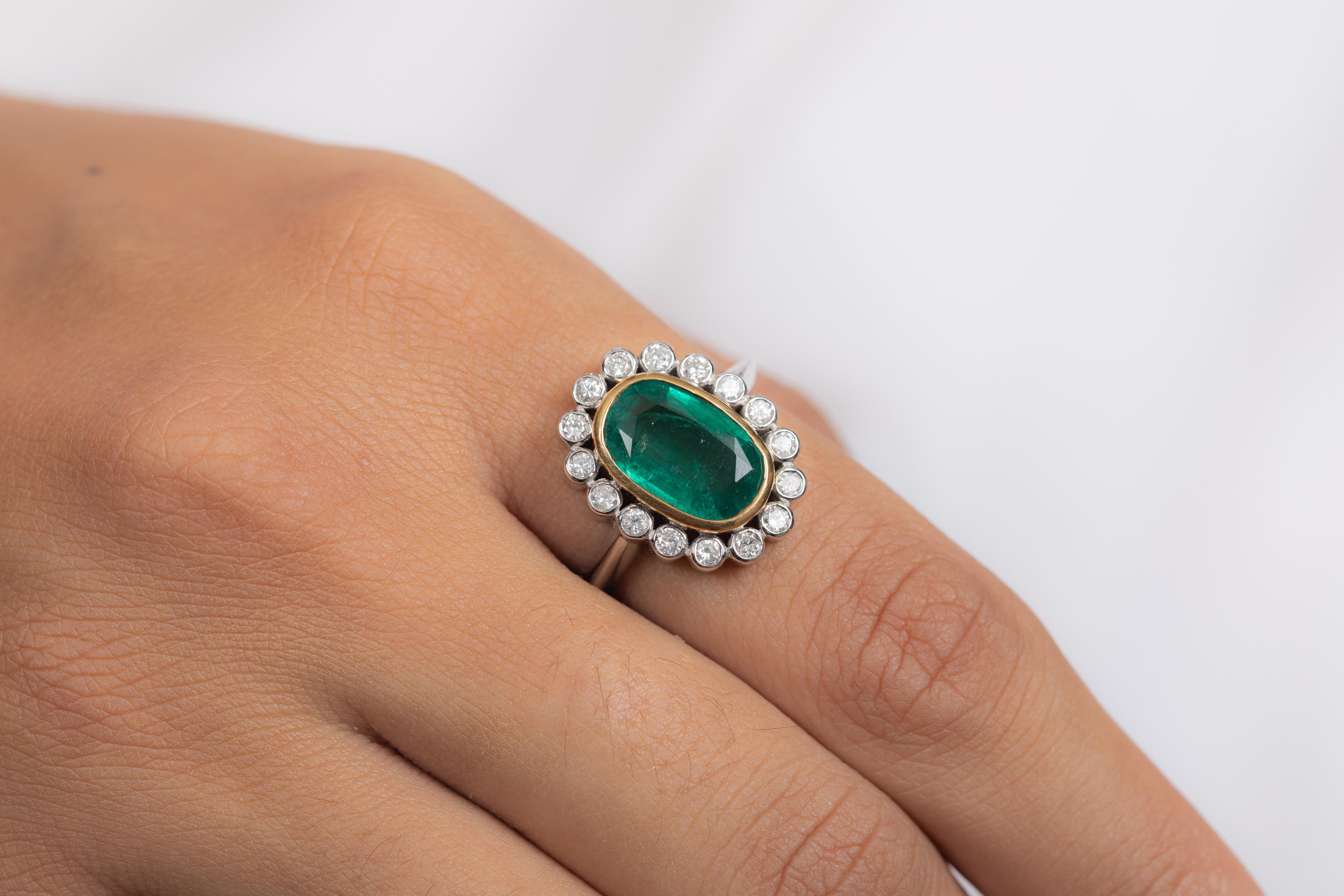 18K White Gold Emerald and Diamond Cocktail Ring 3