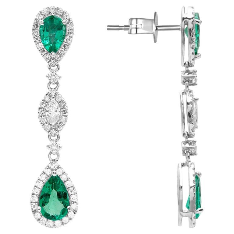 18K White Gold Emerald and Diamond Drop Dangle Earrings For Sale