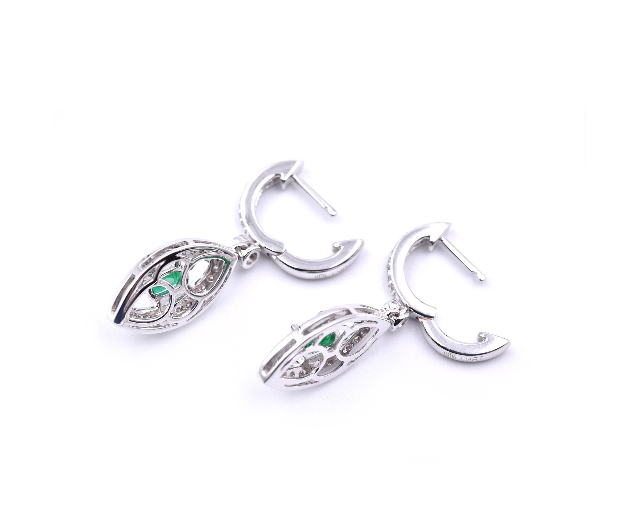 18 Karat White Gold Emerald and Diamond Drop Earrings In Excellent Condition In Scottsdale, AZ