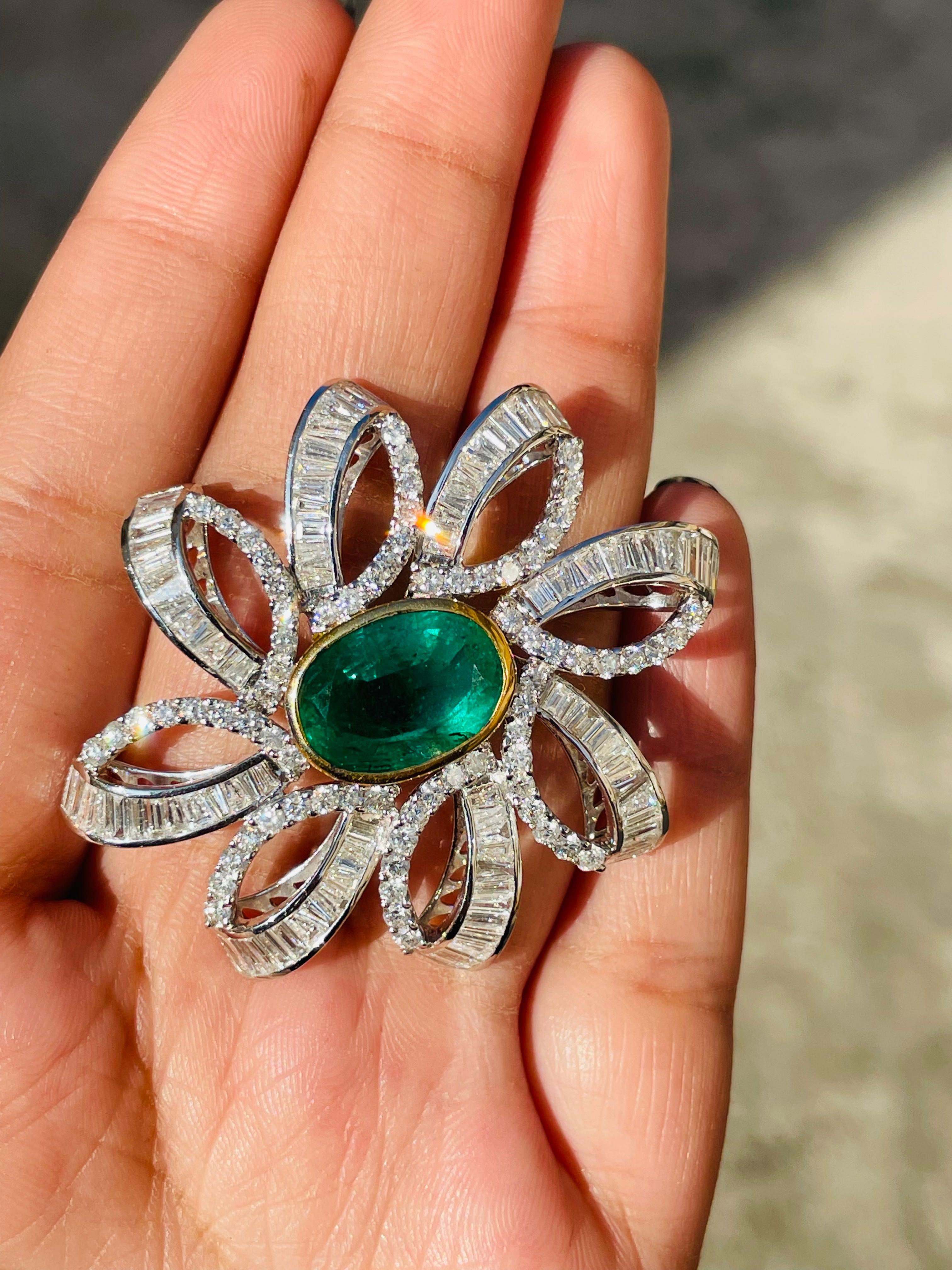 Oval Cut  18k Solid White Gold Diamond and 7.5 Carats Emerald Blooming Floral Brooch For Sale