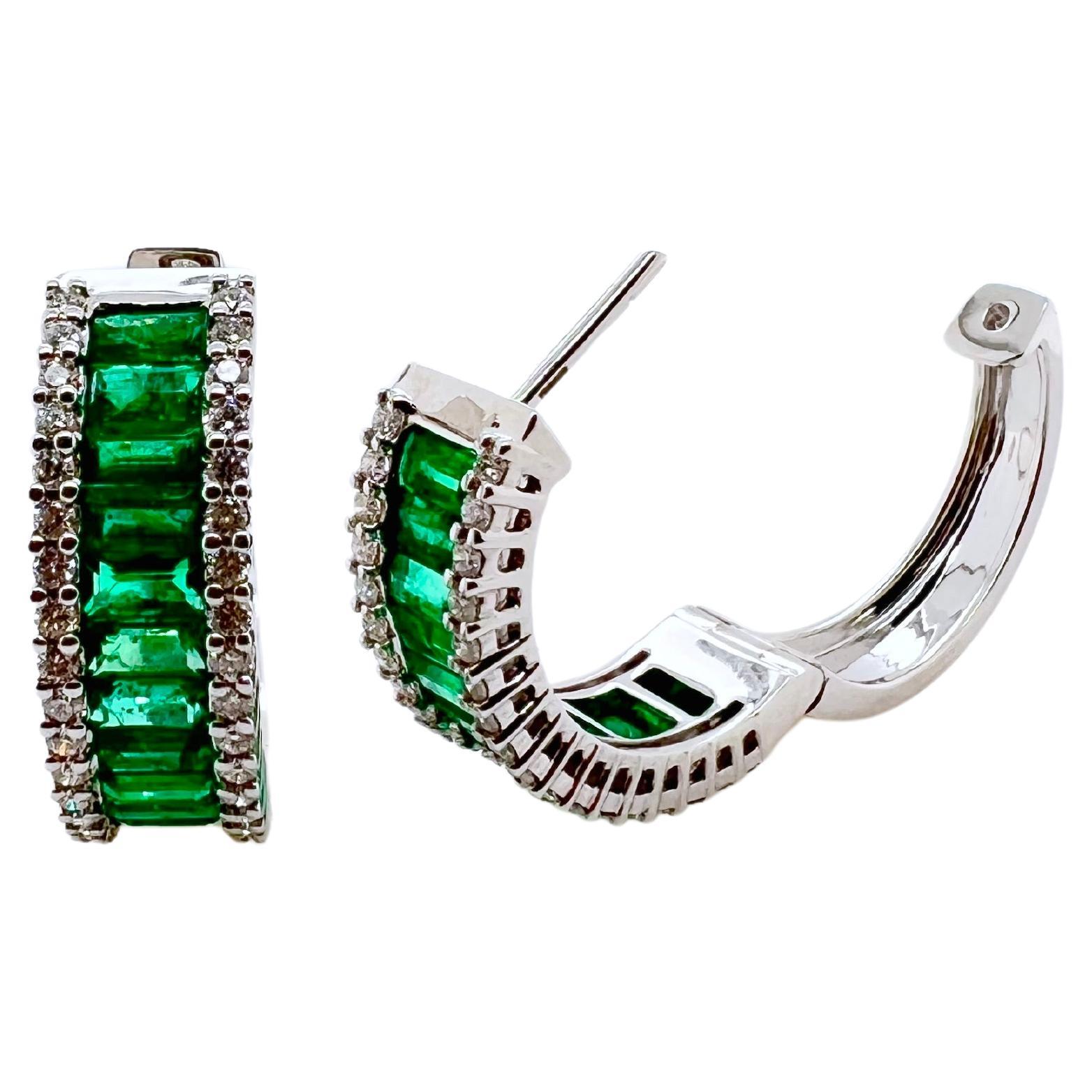 18k White Gold Emerald and Diamond Hoop Earrings For Sale