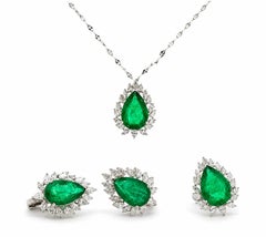 18K White Gold Emerald and Diamond Jewelry Suite, 20.56ct Emeralds
