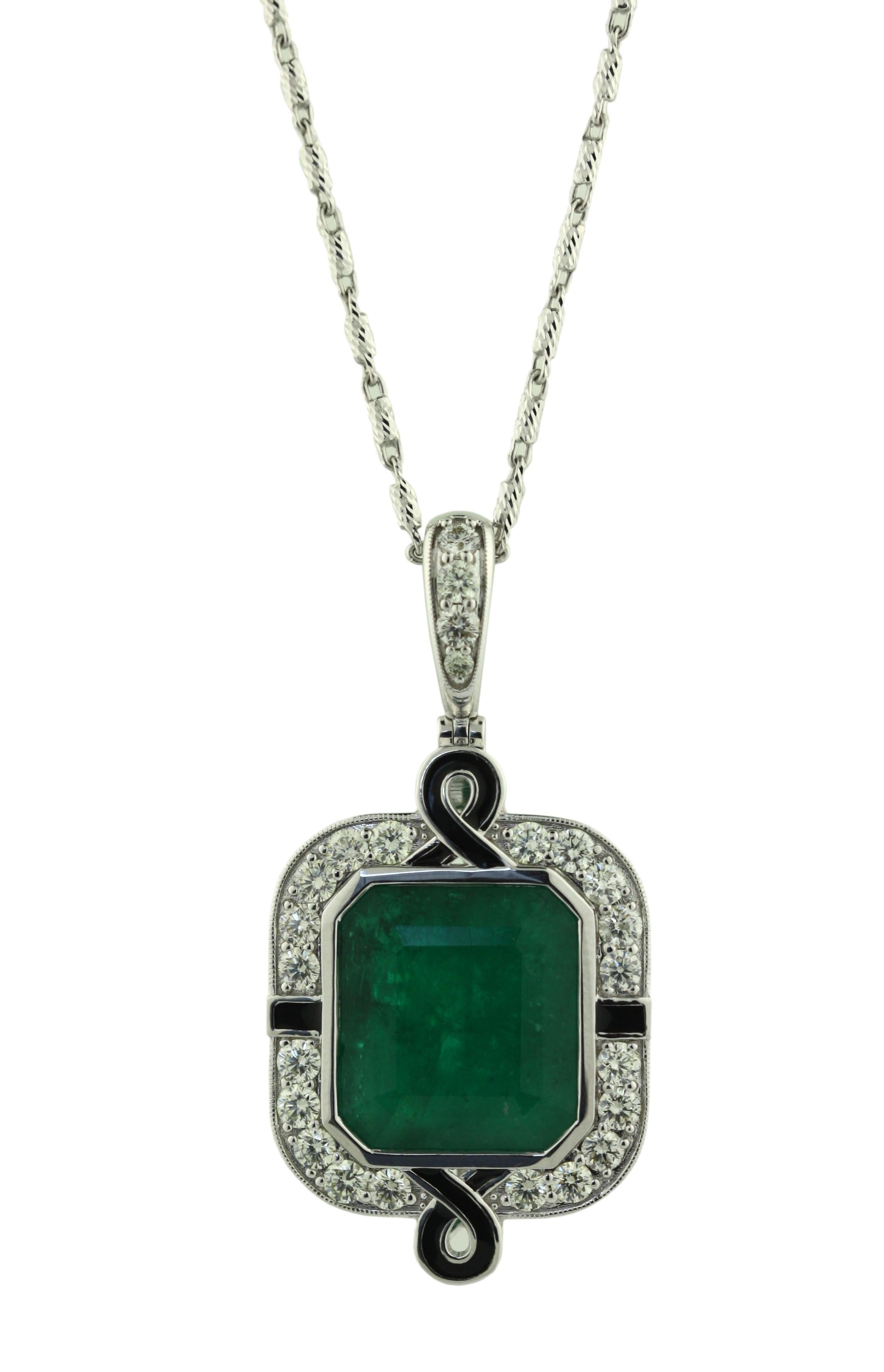 18K White Gold Emerald and Diamond Pendant Necklace  For Sale 6