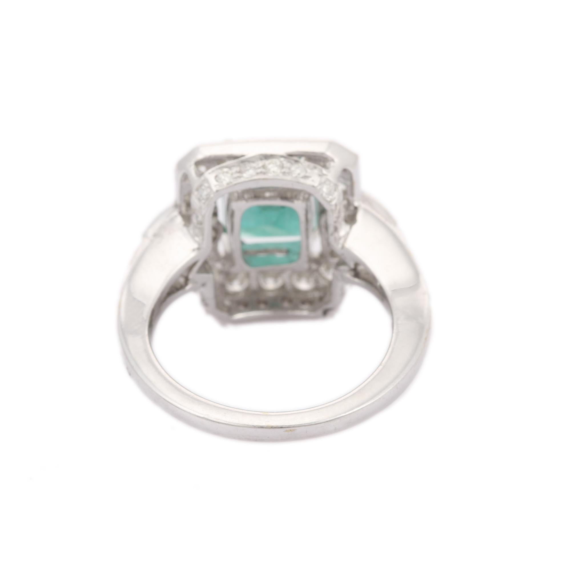 For Sale:  Exquisite 18kt Solid White Gold Emerald And Diamond Ring 4