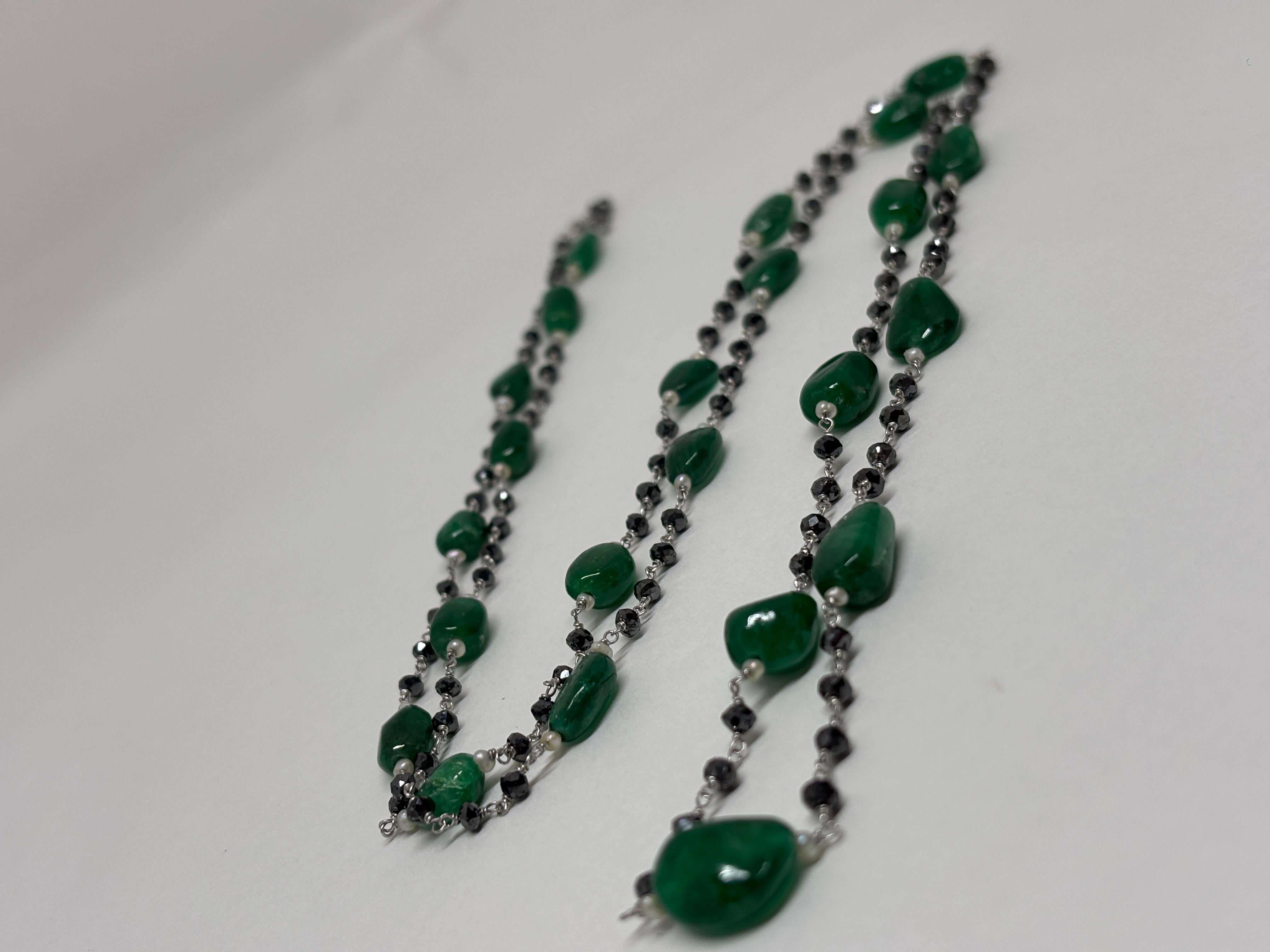 Collana con smeraldo e diamante nero in oro bianco 18k in vendita 2