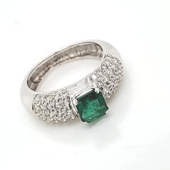 18k White Gold Emerald Cts 0.86 and Round Diamond Engagement Ring
