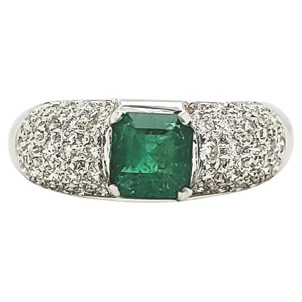 18k White Gold Emerald Cts 0.86 and Round Diamond Engagement Ring