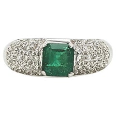 18k White Gold Emerald Cts 0.86 and Round Diamond Engagement Ring