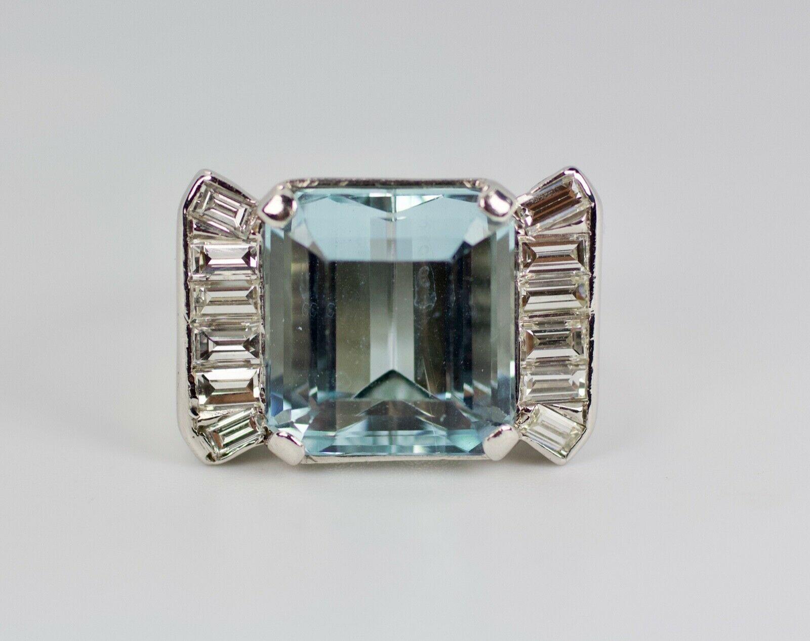 18 Karat White Gold Emerald Cut Aquamarine and Emerald Cut Diamonds Ring 3