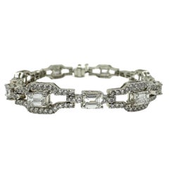 18K White Gold Emerald Cut Diamond Bracelet - 6.5 inches
