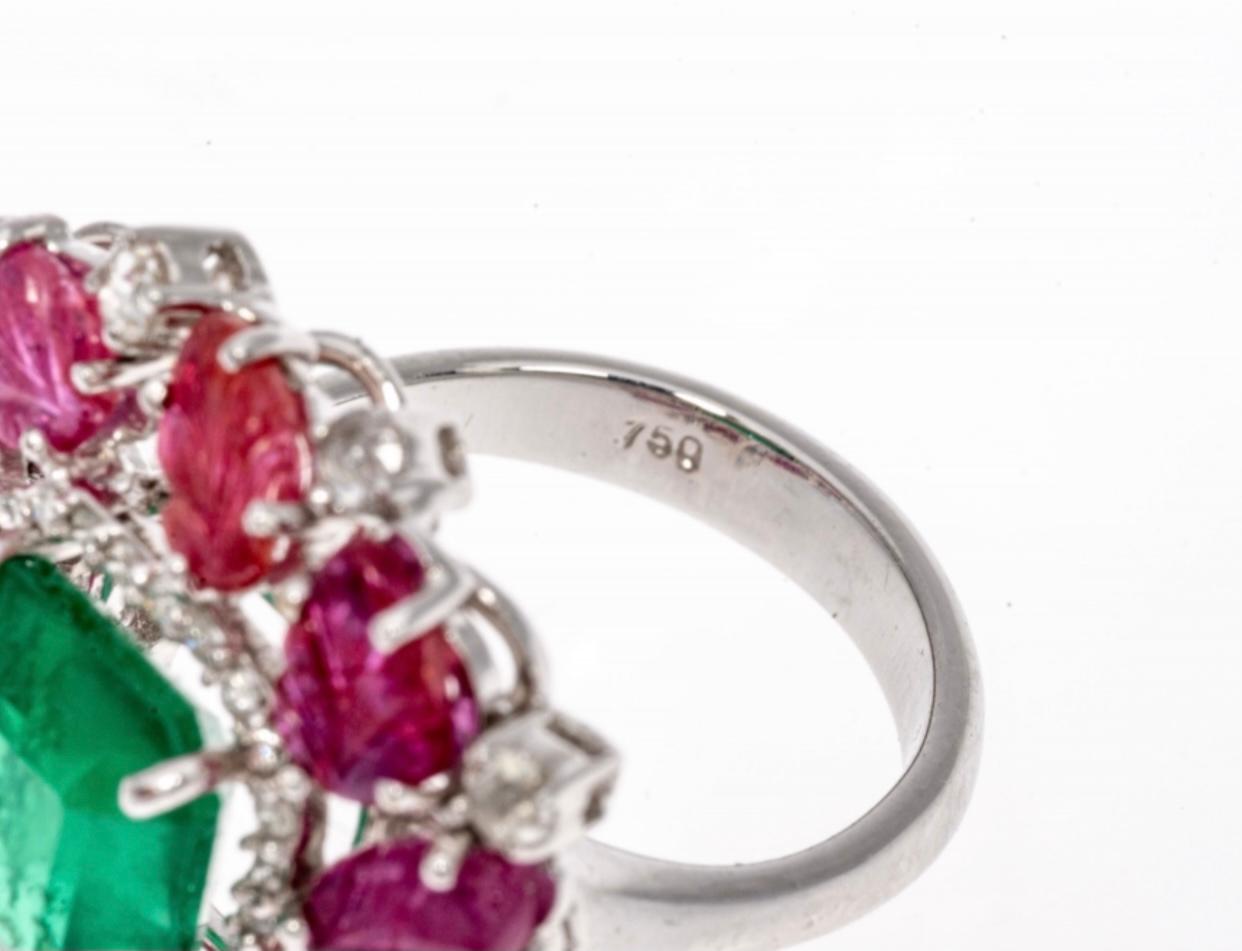 18K White Gold Large Emerald (App. 3.65 CTS), Carved Ruby and Diamond Ring For Sale 3