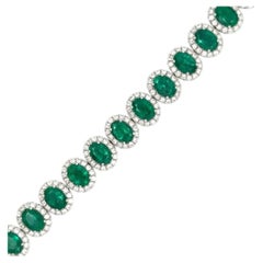 Pulsera de oro blanco de 18 quilates con esmeraldas y diamantes
