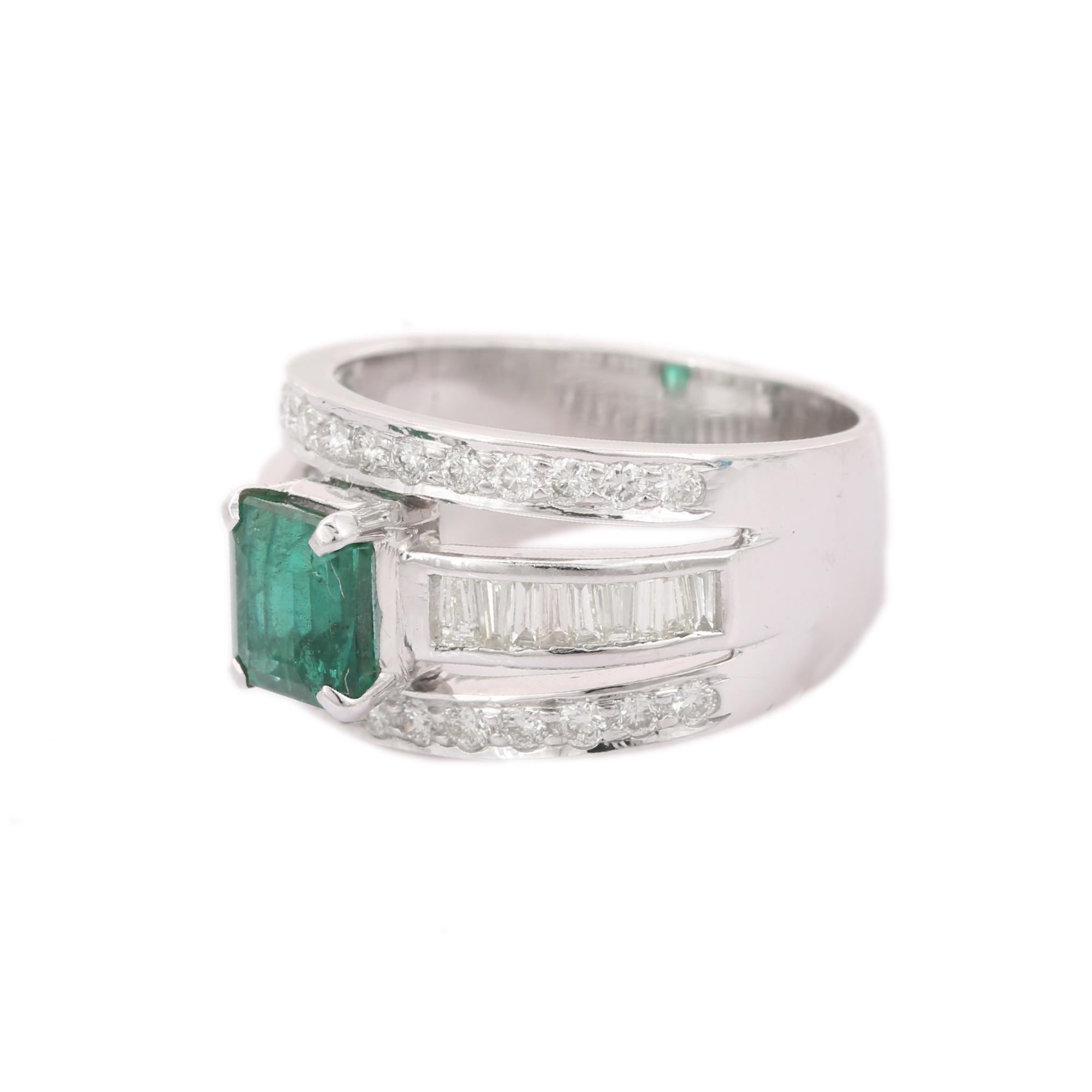 For Sale:  18kt Solid White Gold Octagon Emerald Diamond Engagement Band Ring 3
