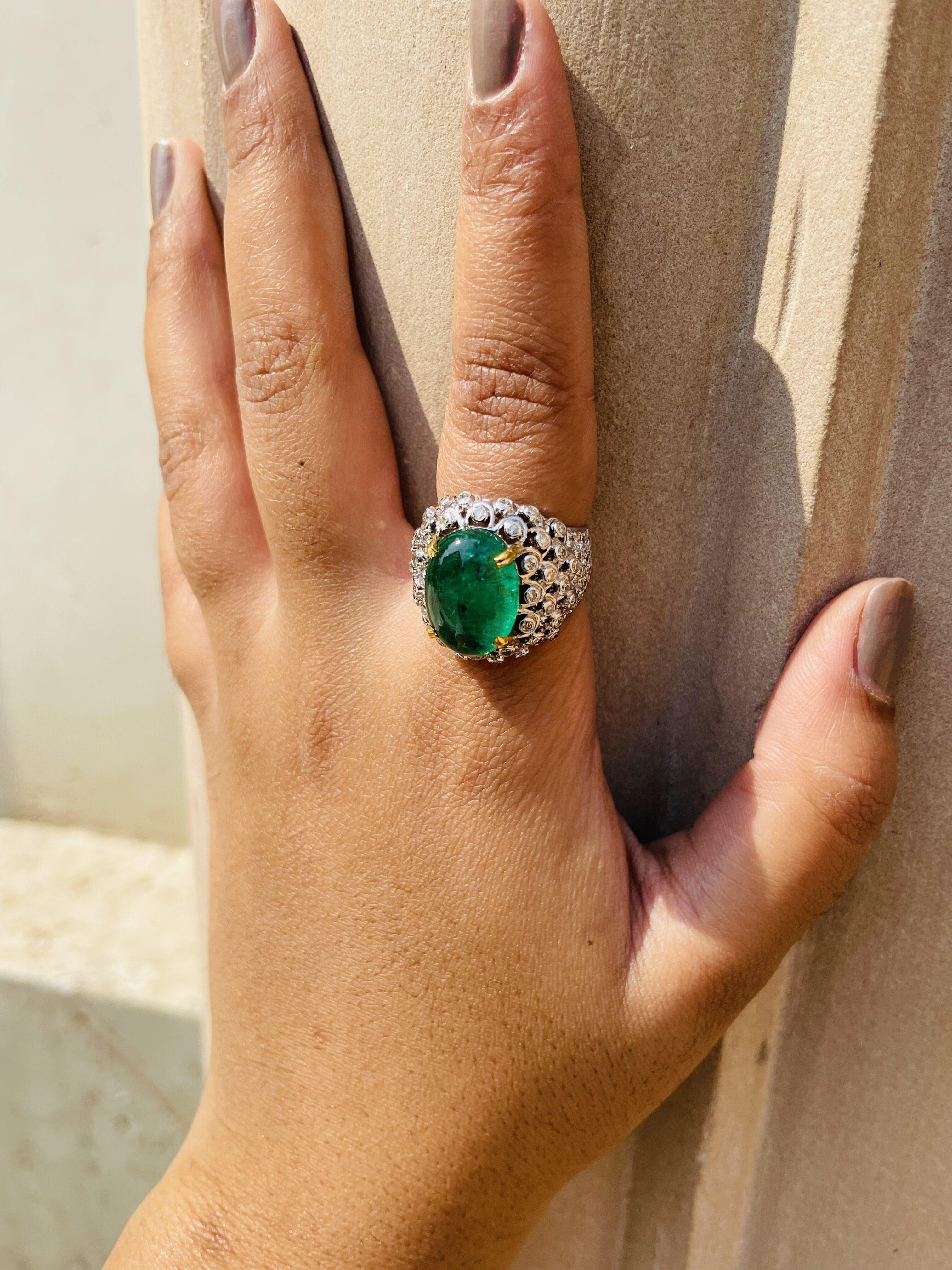 For Sale:  18kt Solid White Gold Estate Emerald Diamond Dome Ring For Women 3