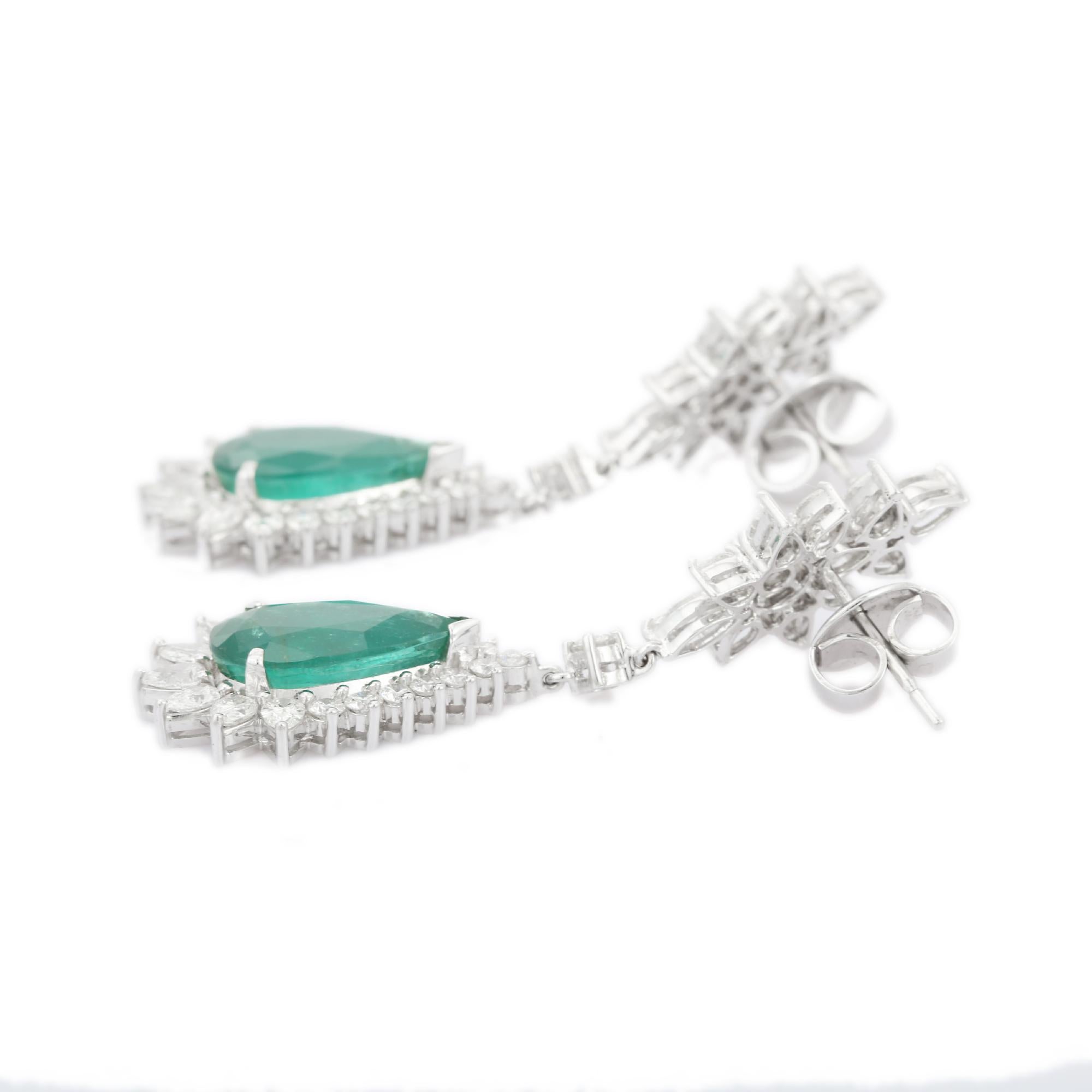 Pear Cut Etincelle 18kt Solid White Gold Diamond and Pear Emerald Dangle Earrings For Sale