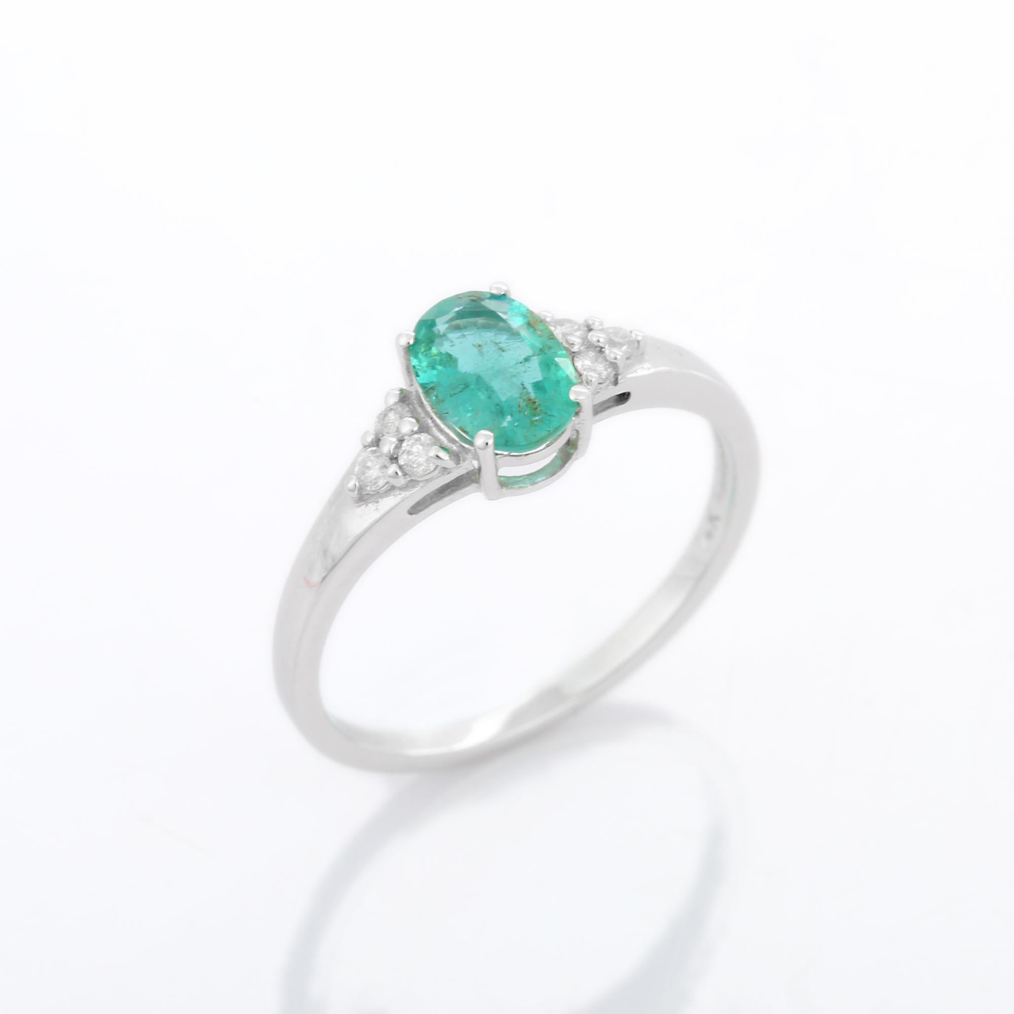 For Sale:  18k Solid White Gold Emerald Diamond Engagement Ring, Emerald Ring 8