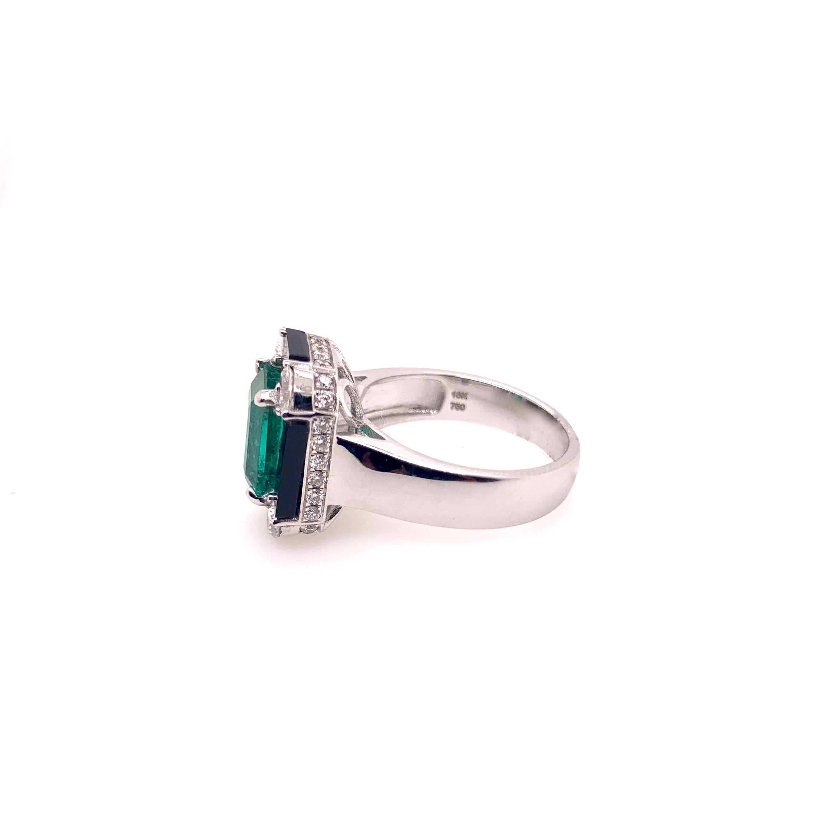 Art Deco 18k White Gold Emerald Onyx Diamond Retro Cocktail Ring