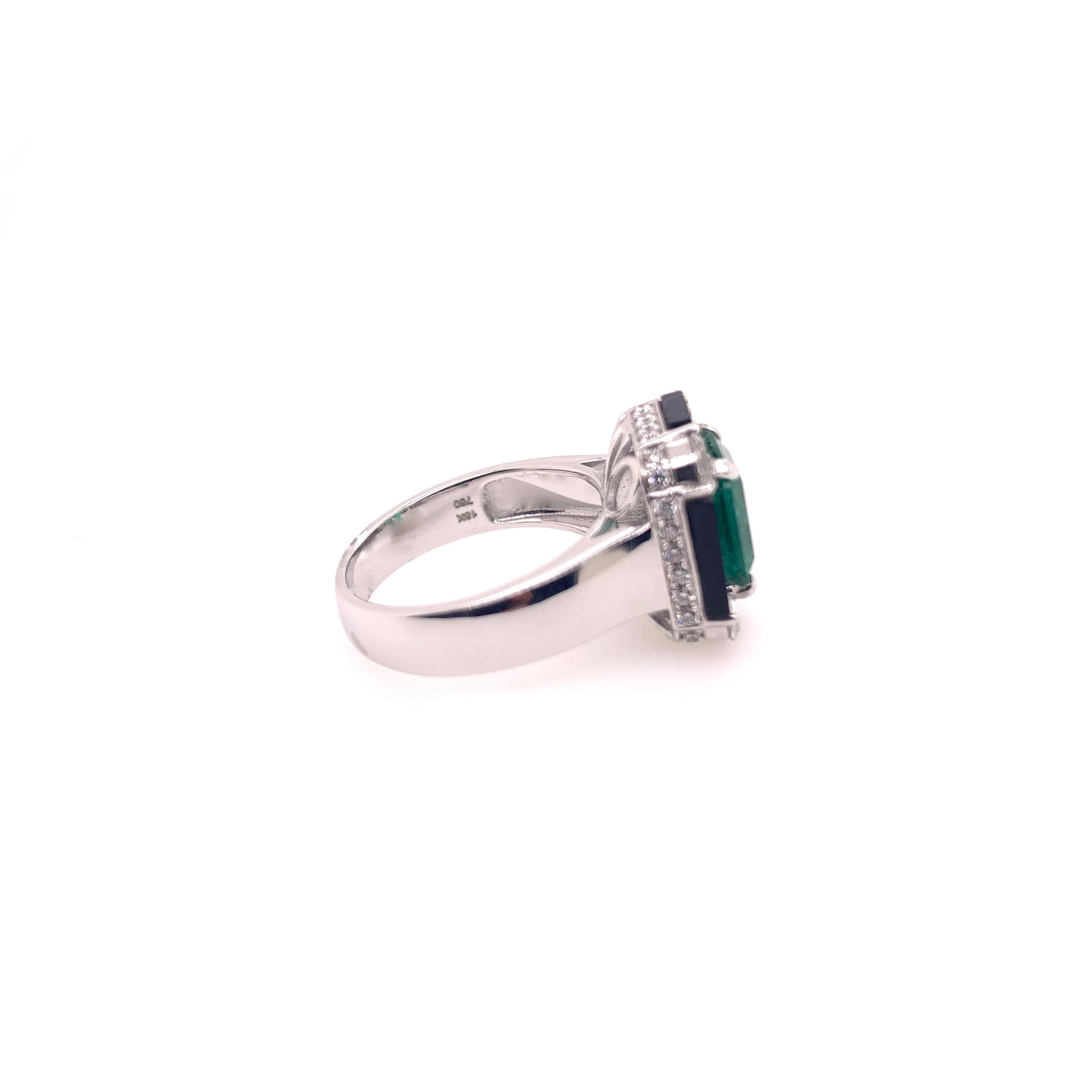 Women's or Men's 18k White Gold Emerald Onyx Diamond Retro Cocktail Ring