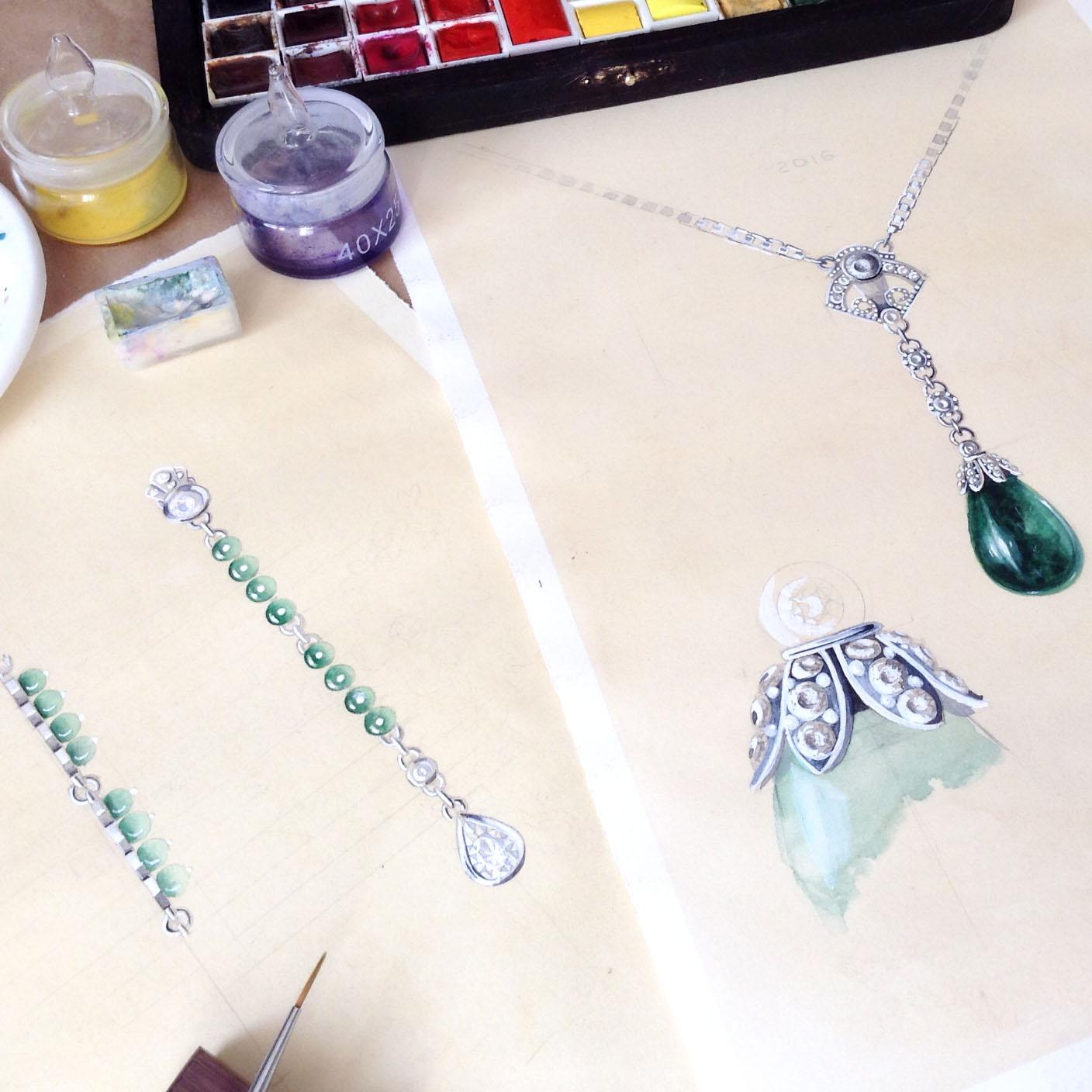 18 Karat White Gold Emeralds Diamonds Art Deco Style Earrings & Pendant Necklace For Sale 2