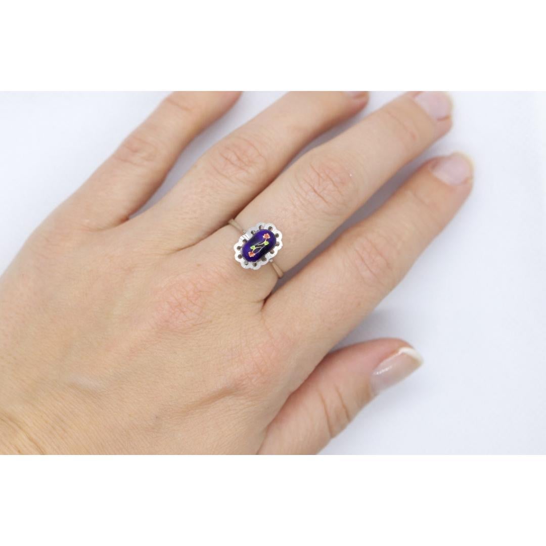 18k White Gold Enamel Ring. Tiny Roses painted enamel ring. For Sale 1