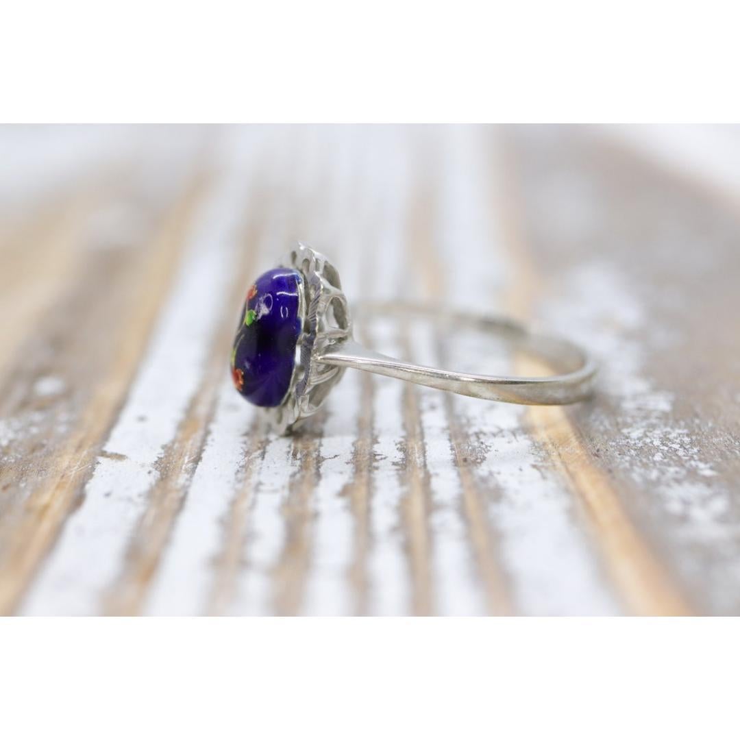 18k White Gold Enamel Ring. Tiny Roses painted enamel ring. For Sale 5
