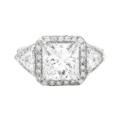 18k White Gold Engagemend Ring with Diamonds