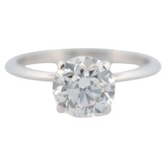 18K White Gold Engagement Ring with Natural Diamond