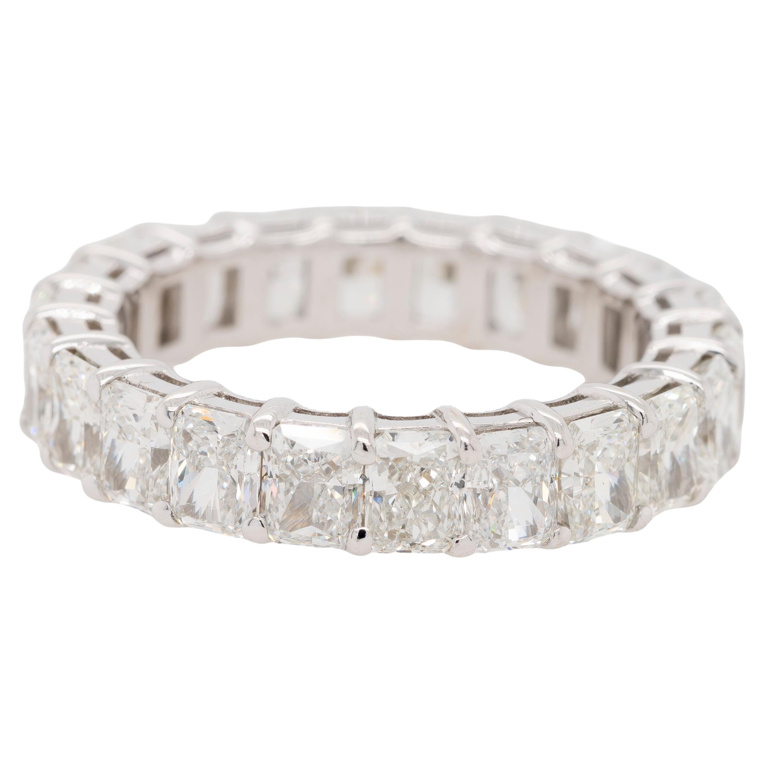 Anillo de oro blanco de 18 quilates