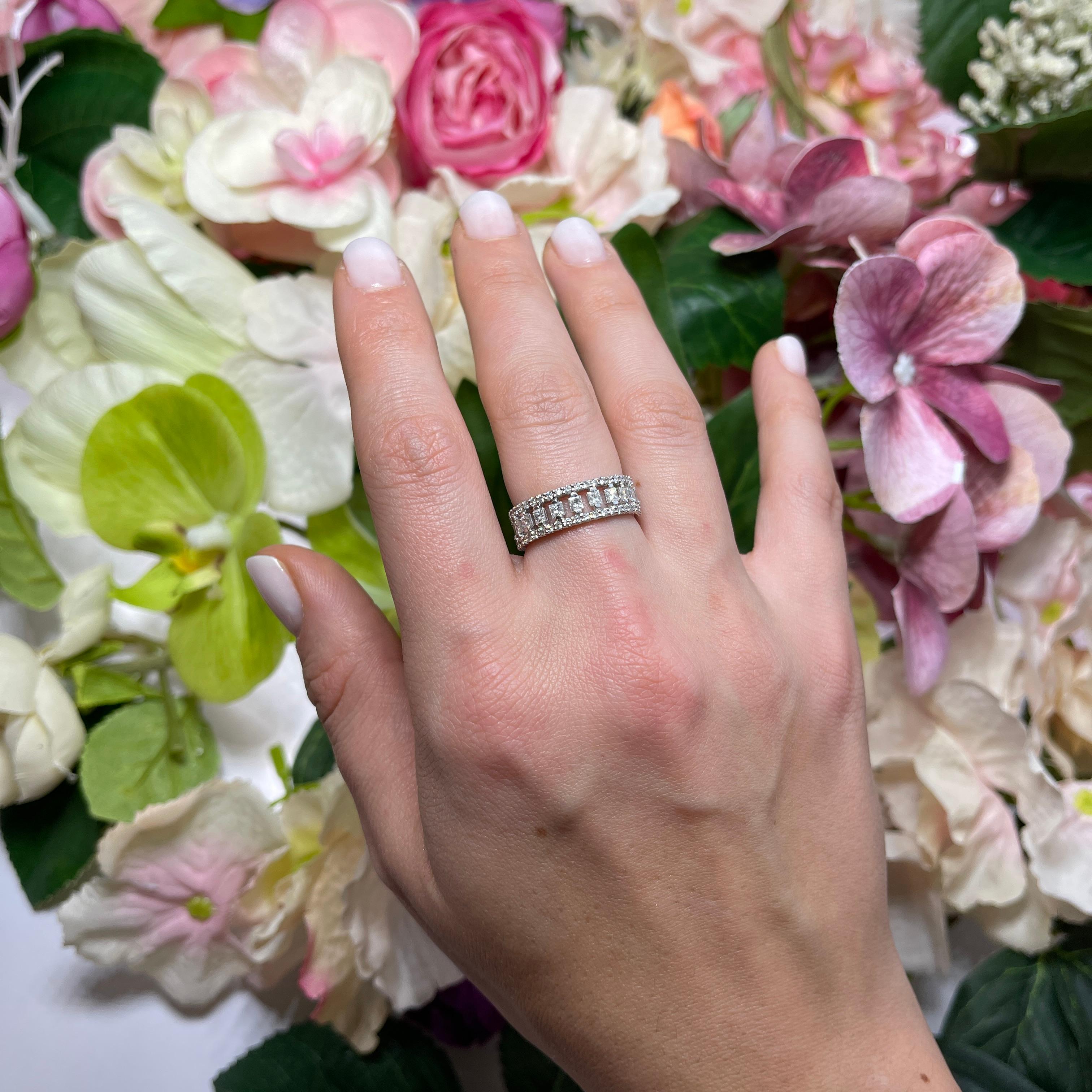 Women's or Men's 18K White Gold Eternity Band with Baguette and Brilliant-Cut Diamonds For Sale