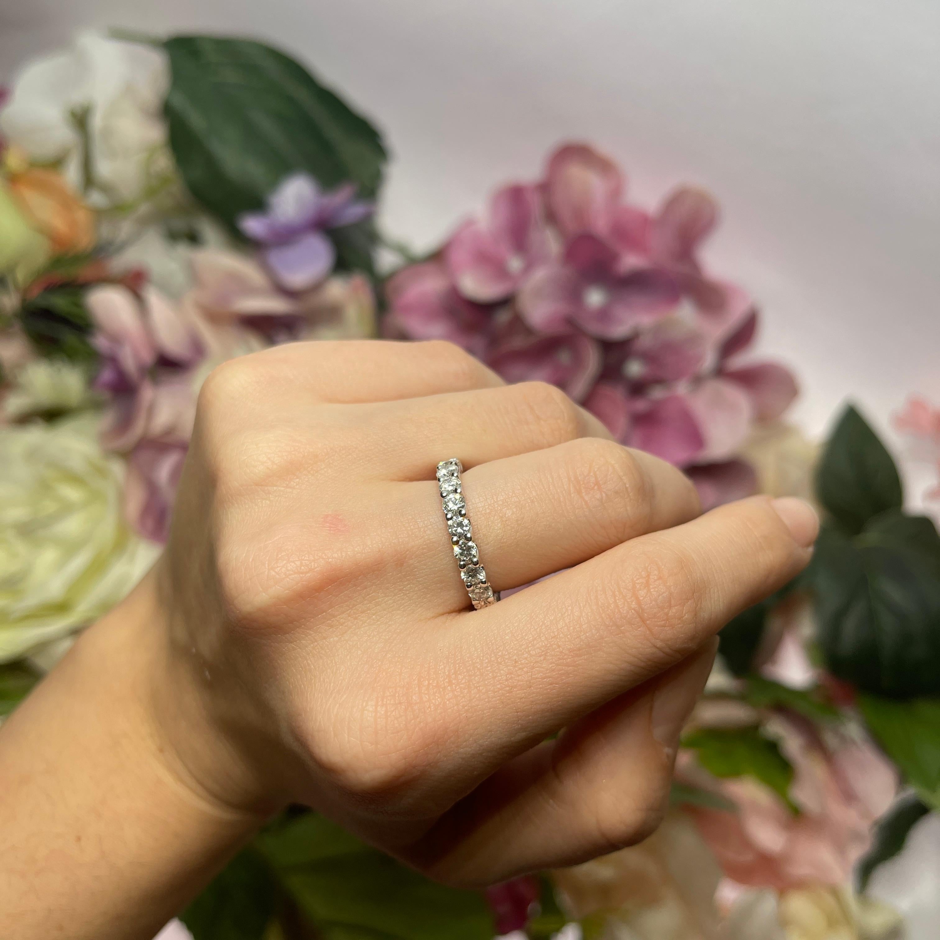 18K White Gold Eternity Band with Brilliant-Cut Diamonds F VVS For Sale 2