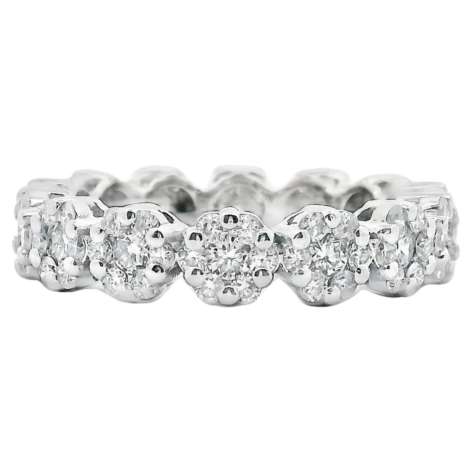 18 Karat Weißgold Eternity-Ring- Größe 7